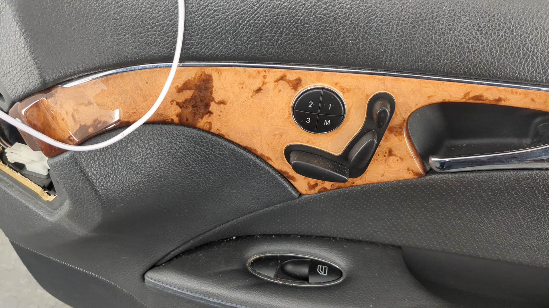 Дверь передняя правая