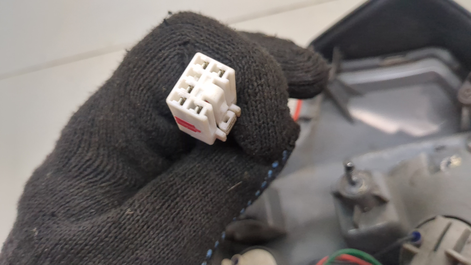 Фонарь задний правый