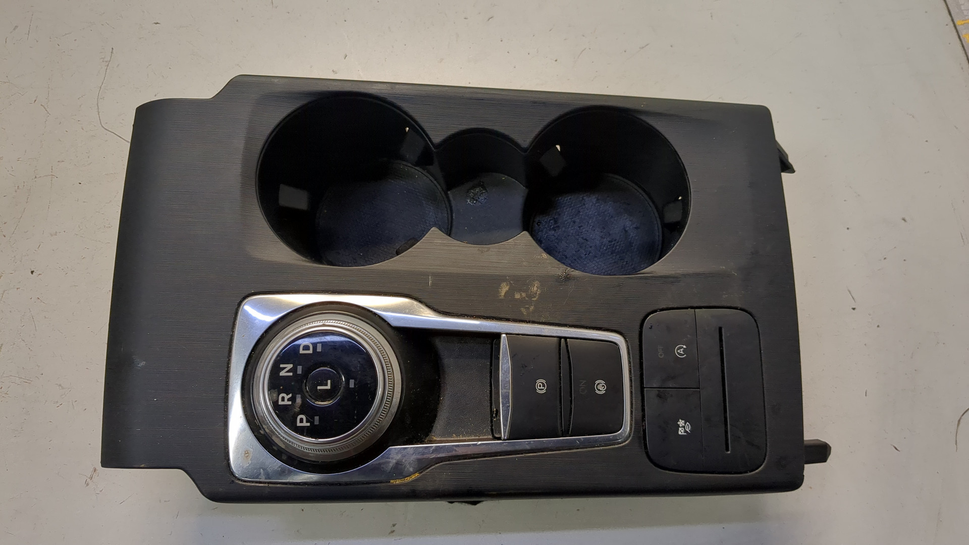 Кулиса МКПП / АКПП