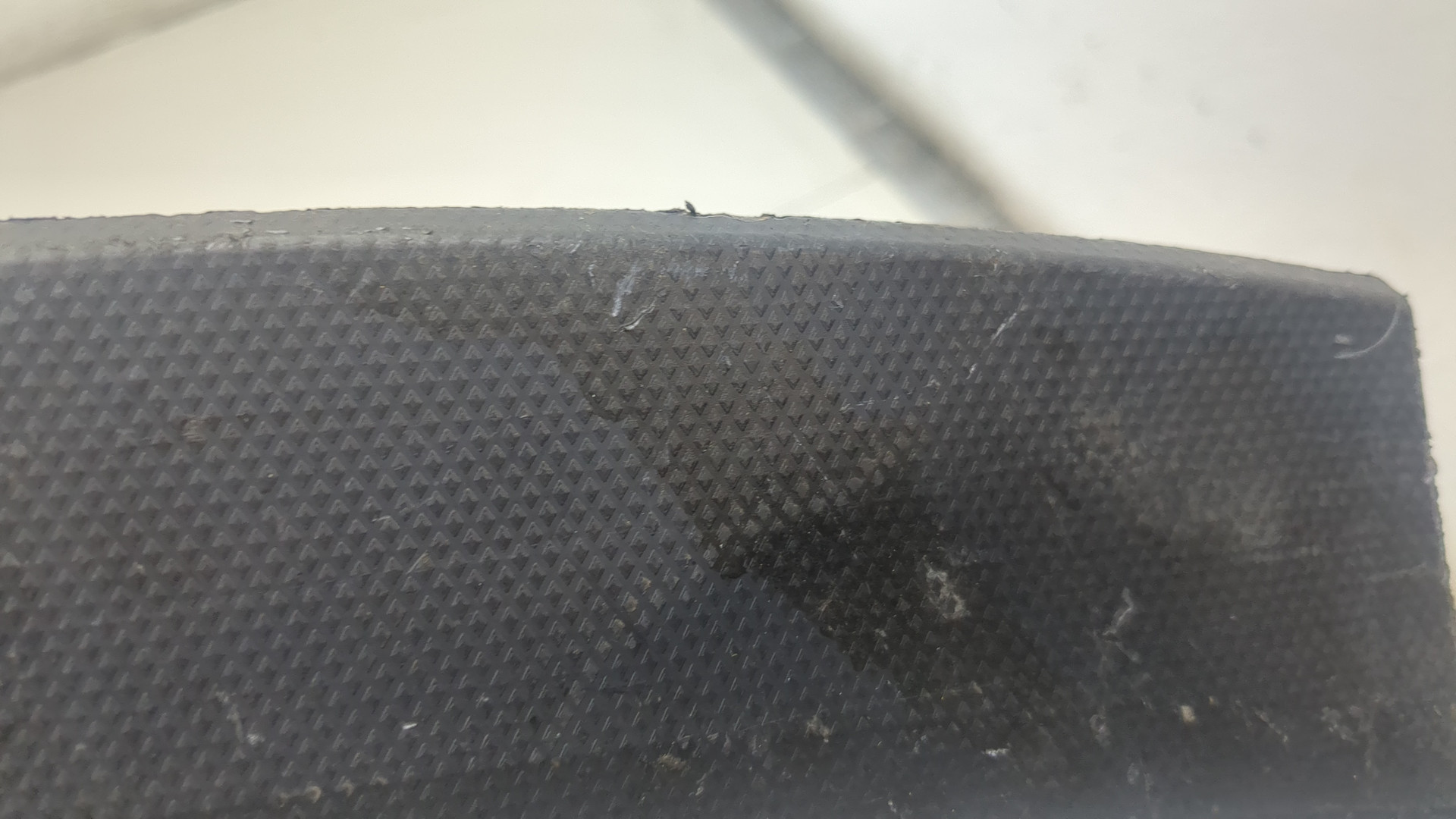 Молдинг заднего крыла правого