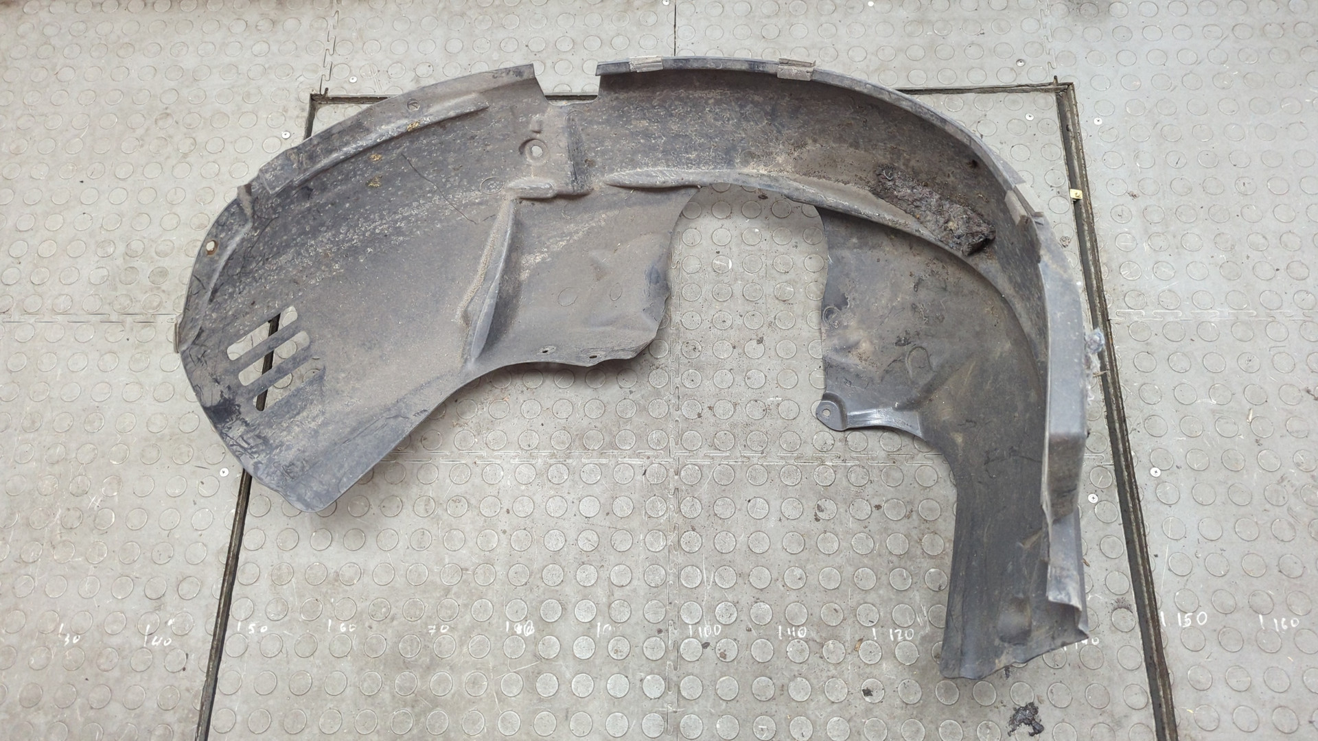 Локер передний левый