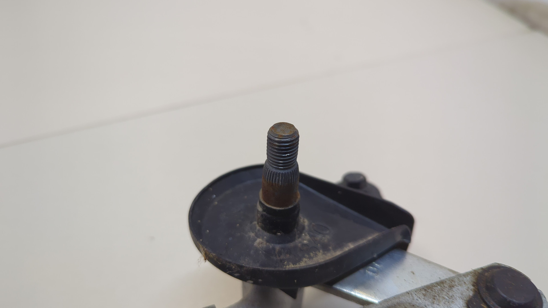 Трапеция стеклоочистителей