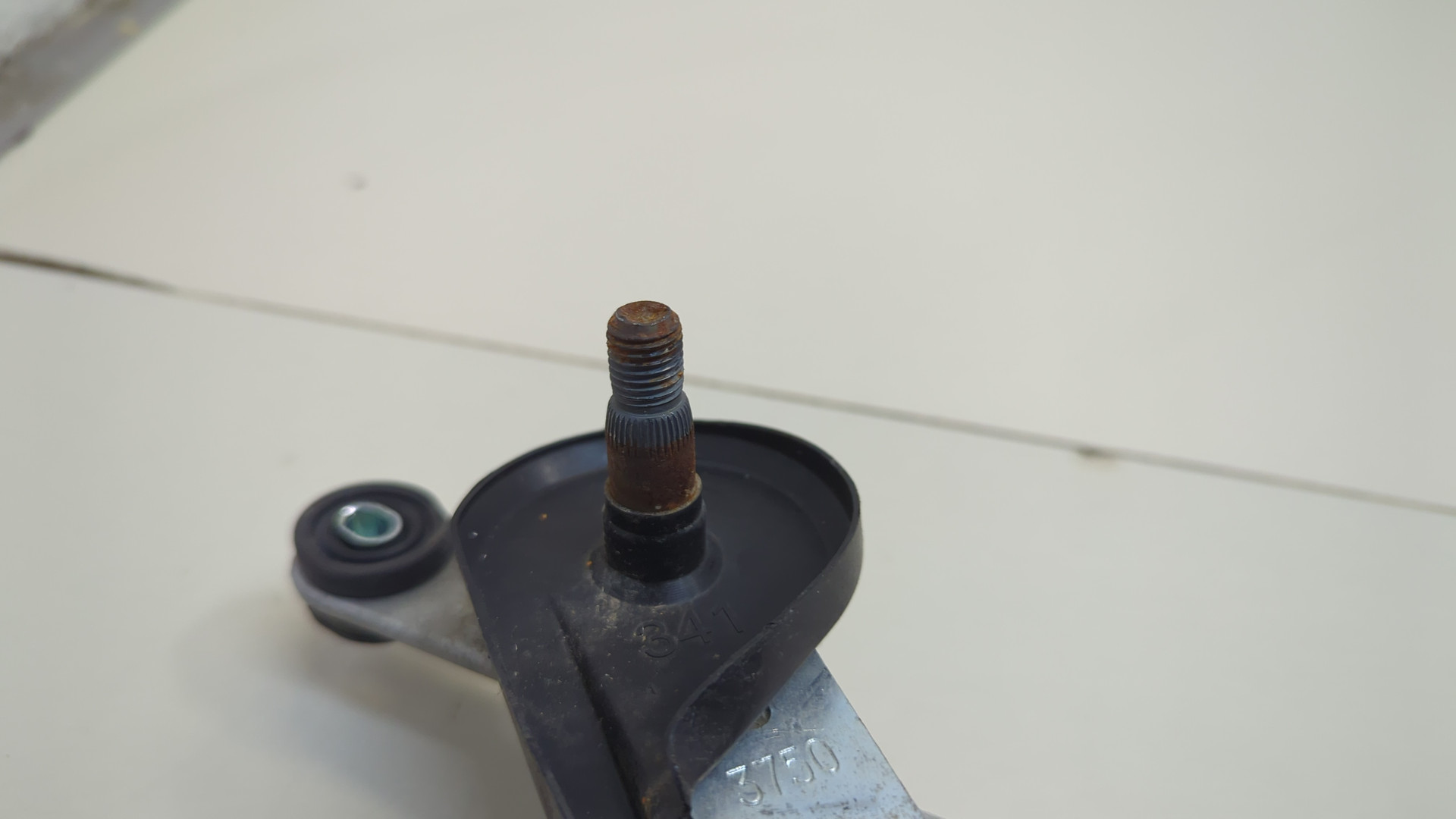 Трапеция стеклоочистителей