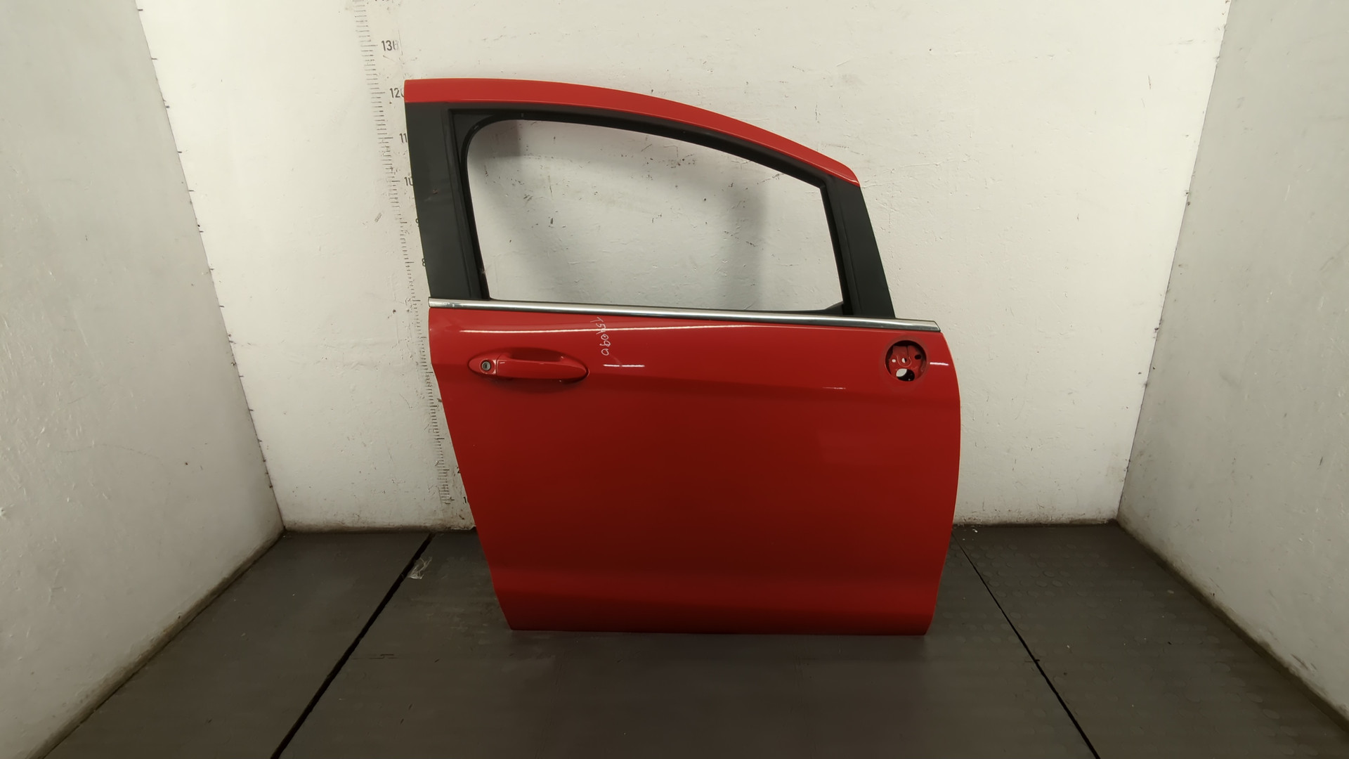 Дверь передняя правая