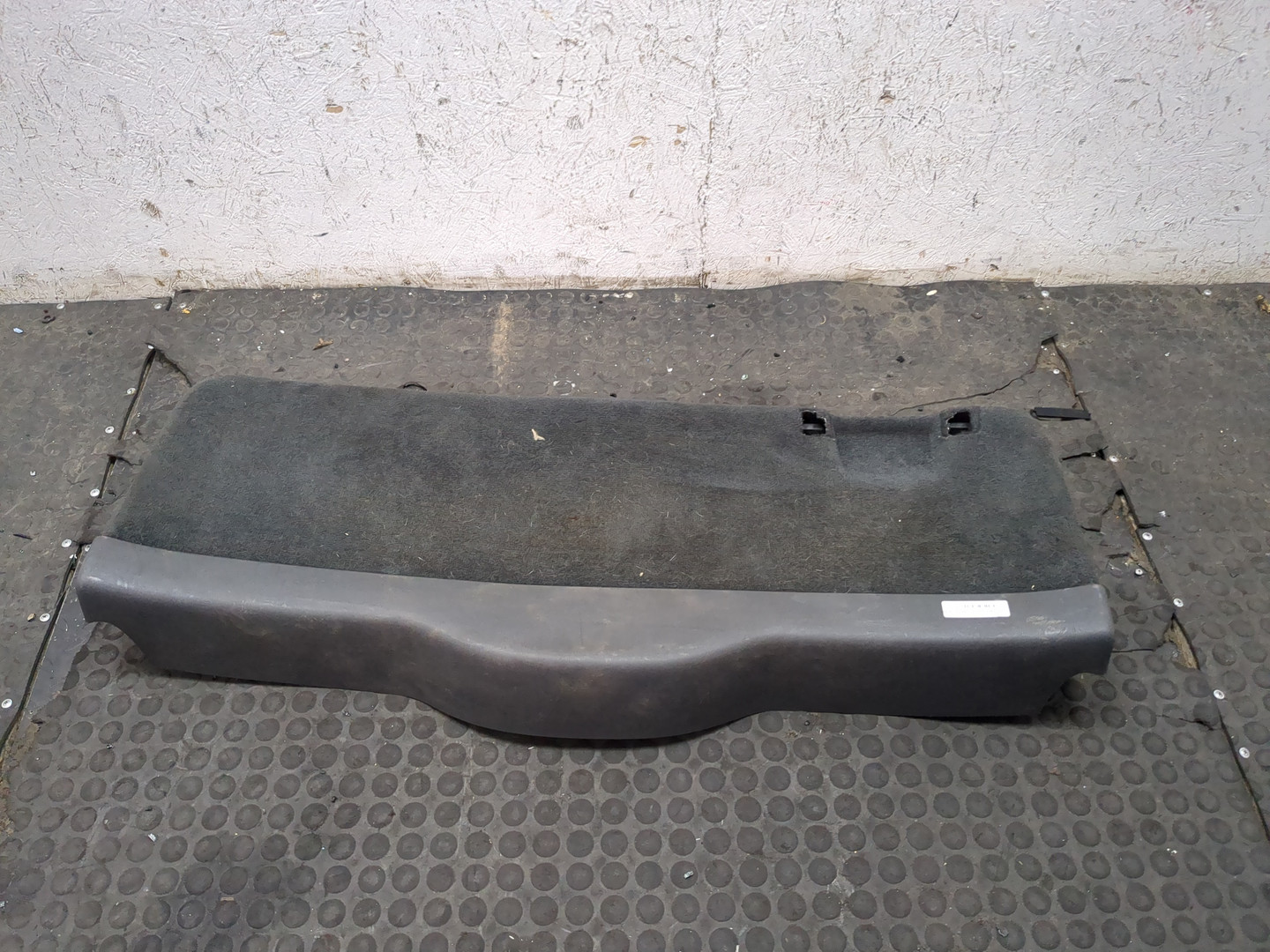 Обшивка двери багажника