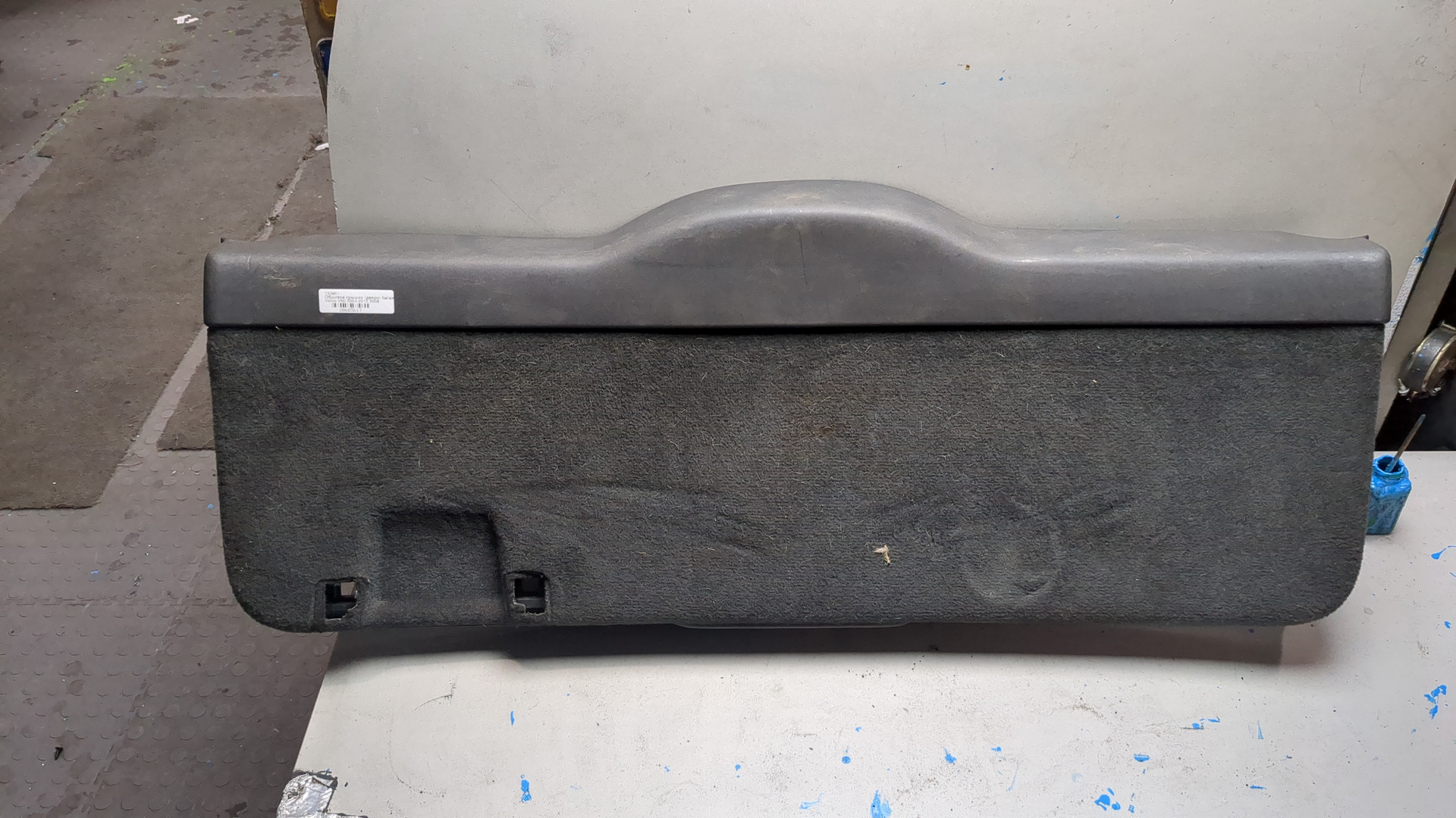 Обшивка двери багажника