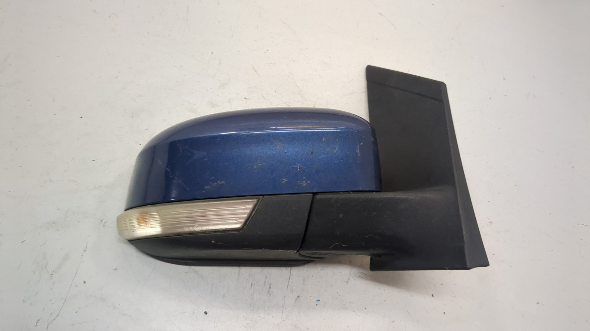 Зеркало правое электрическое