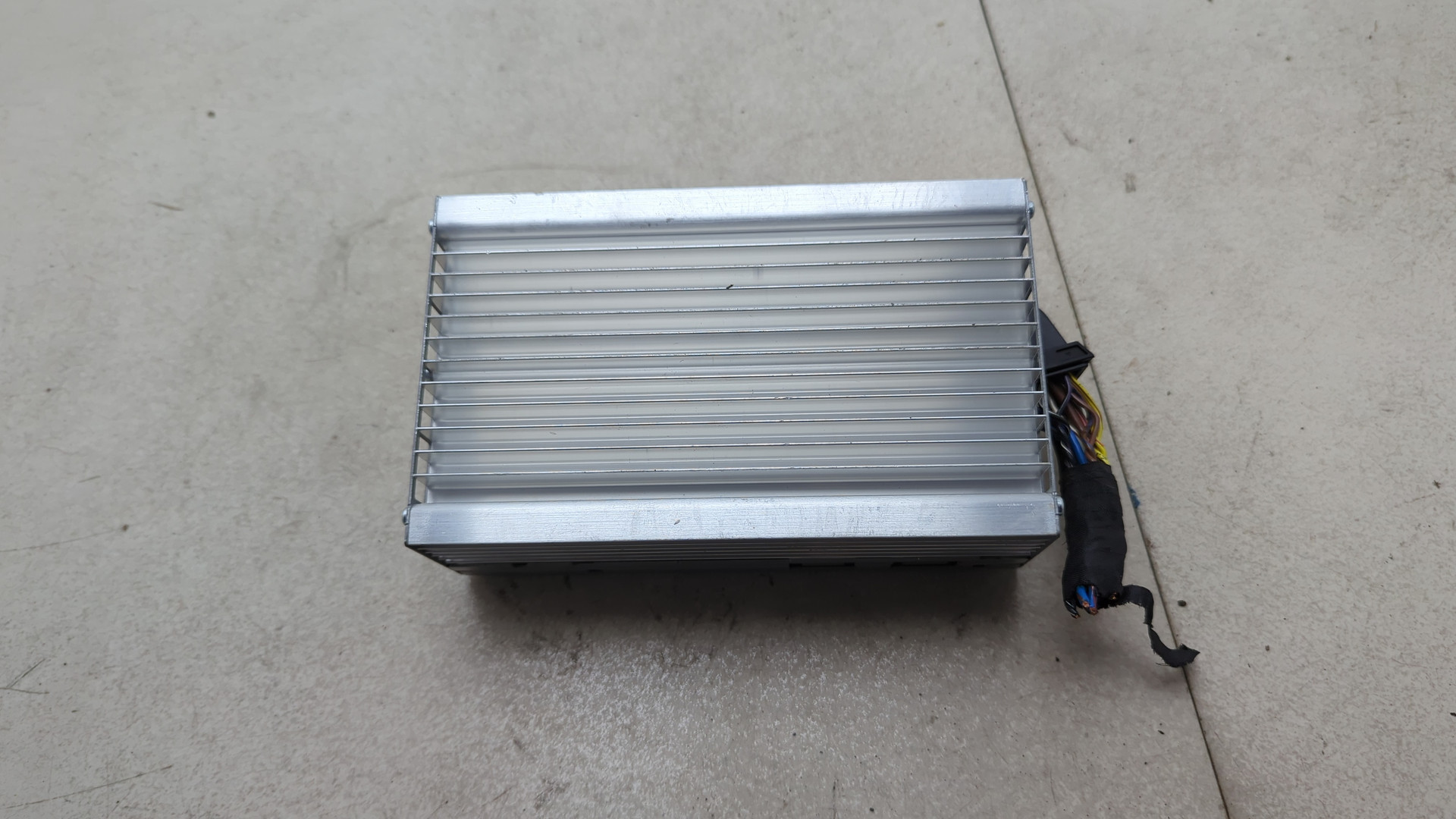 Усилитель акустической системы