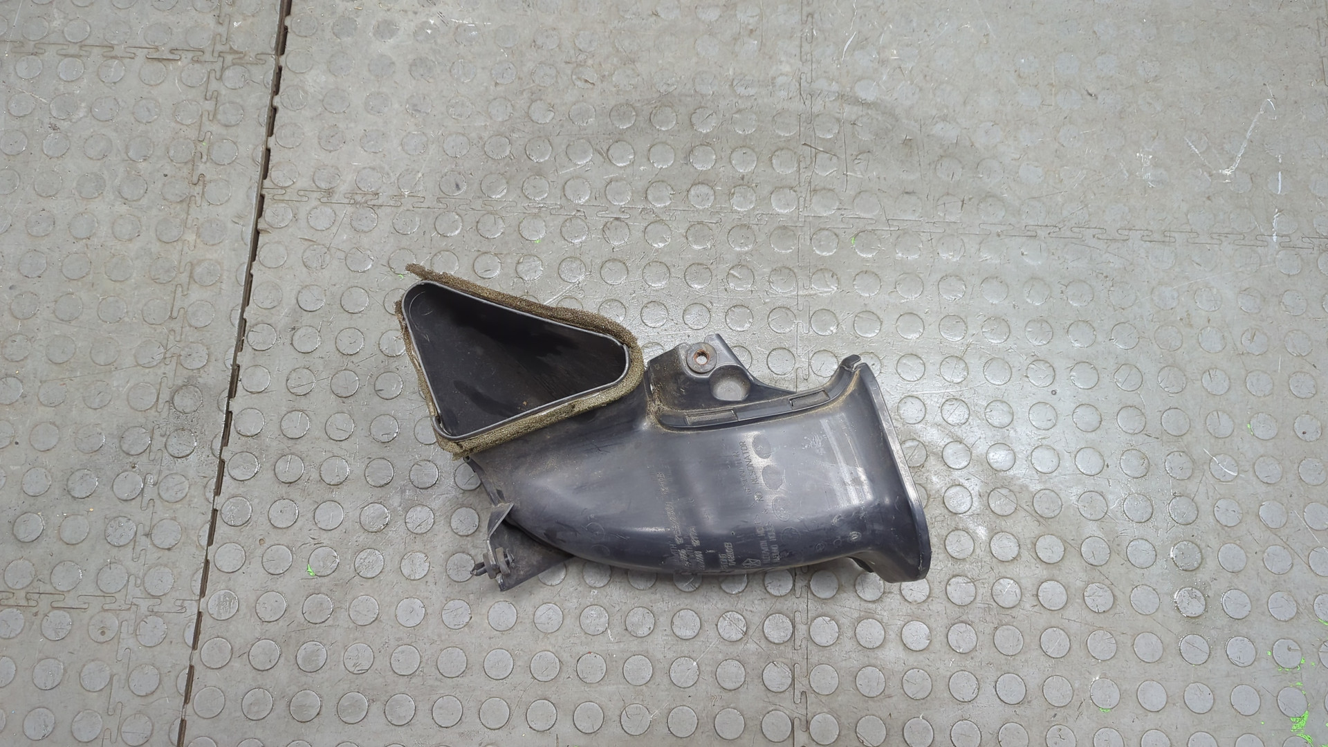 Воздухозаборник (внутри)