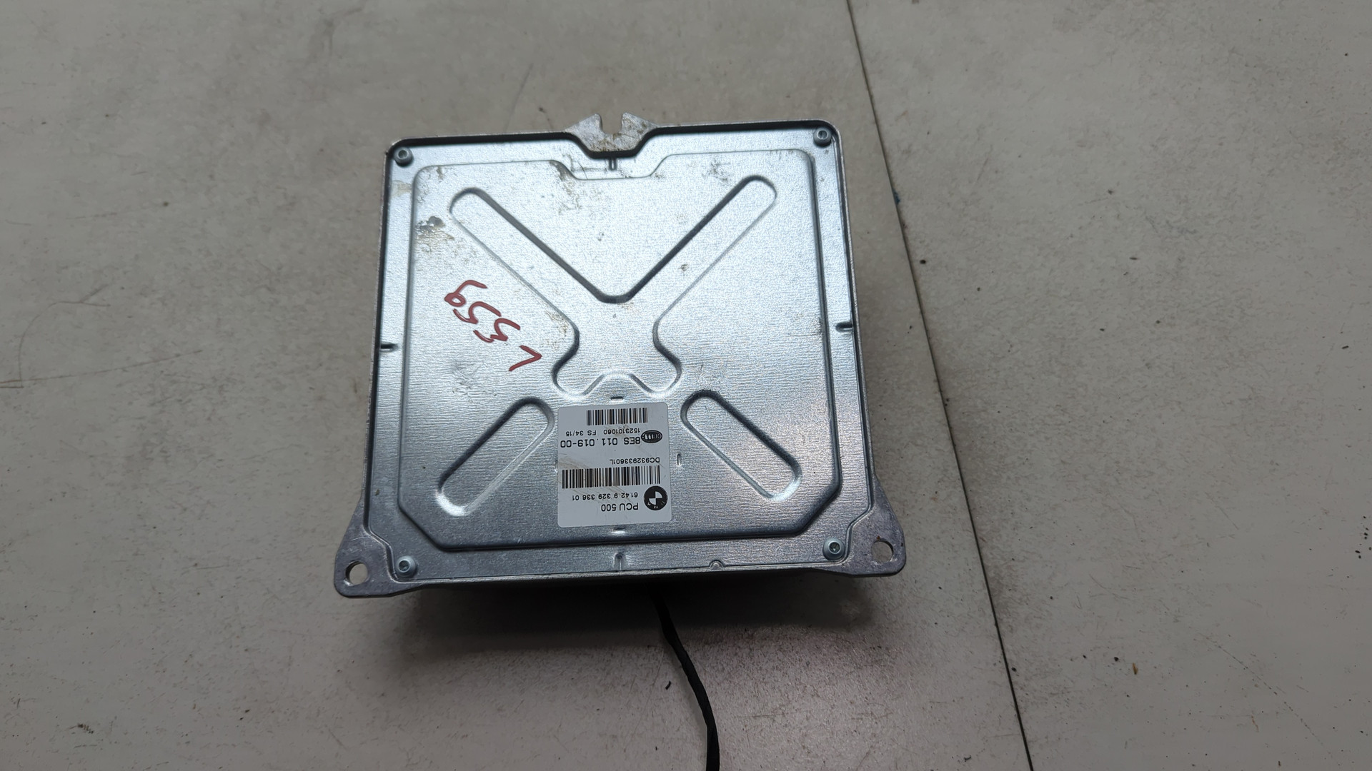 Преобразователь напряжения (адаптер)