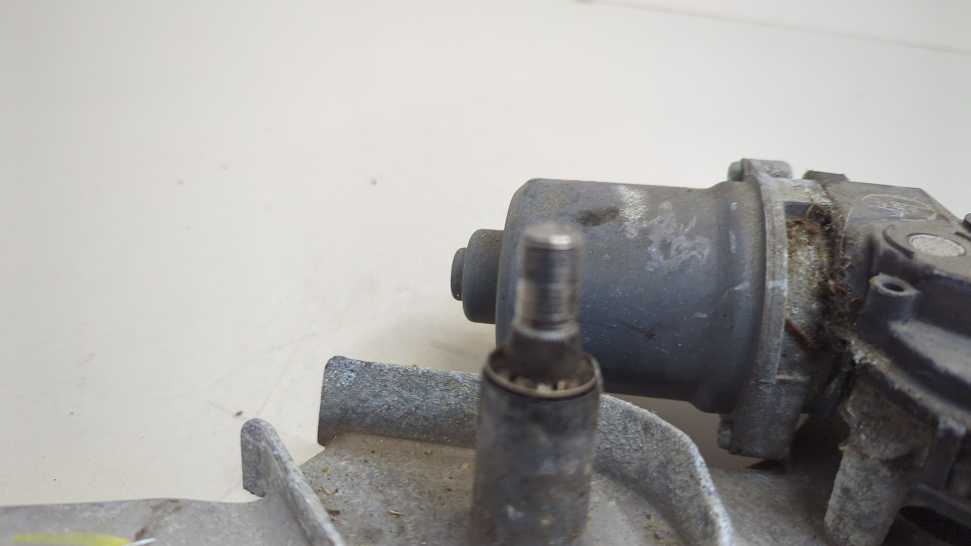 Трапеция стеклоочистителей