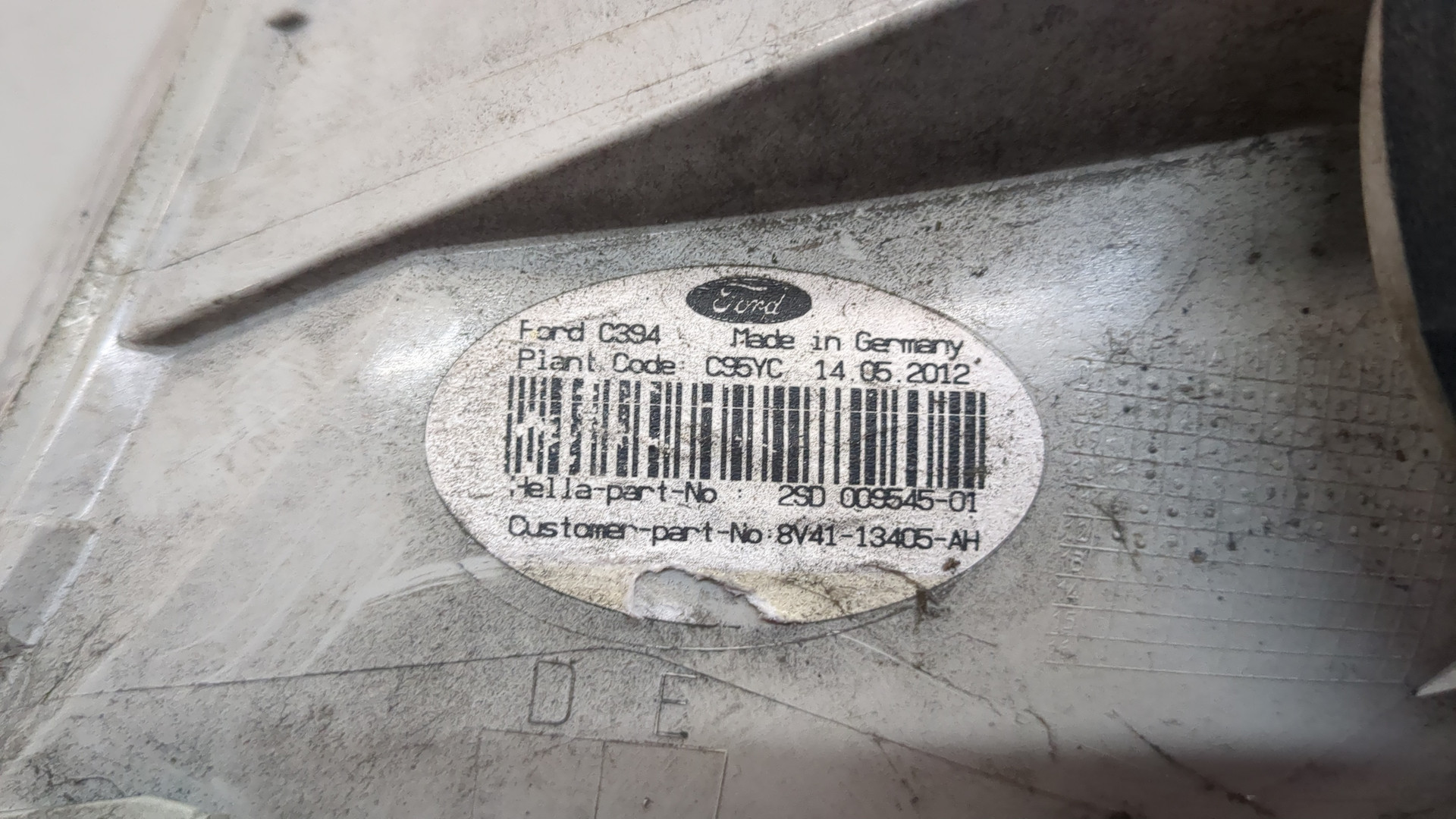 Фонарь задний левый