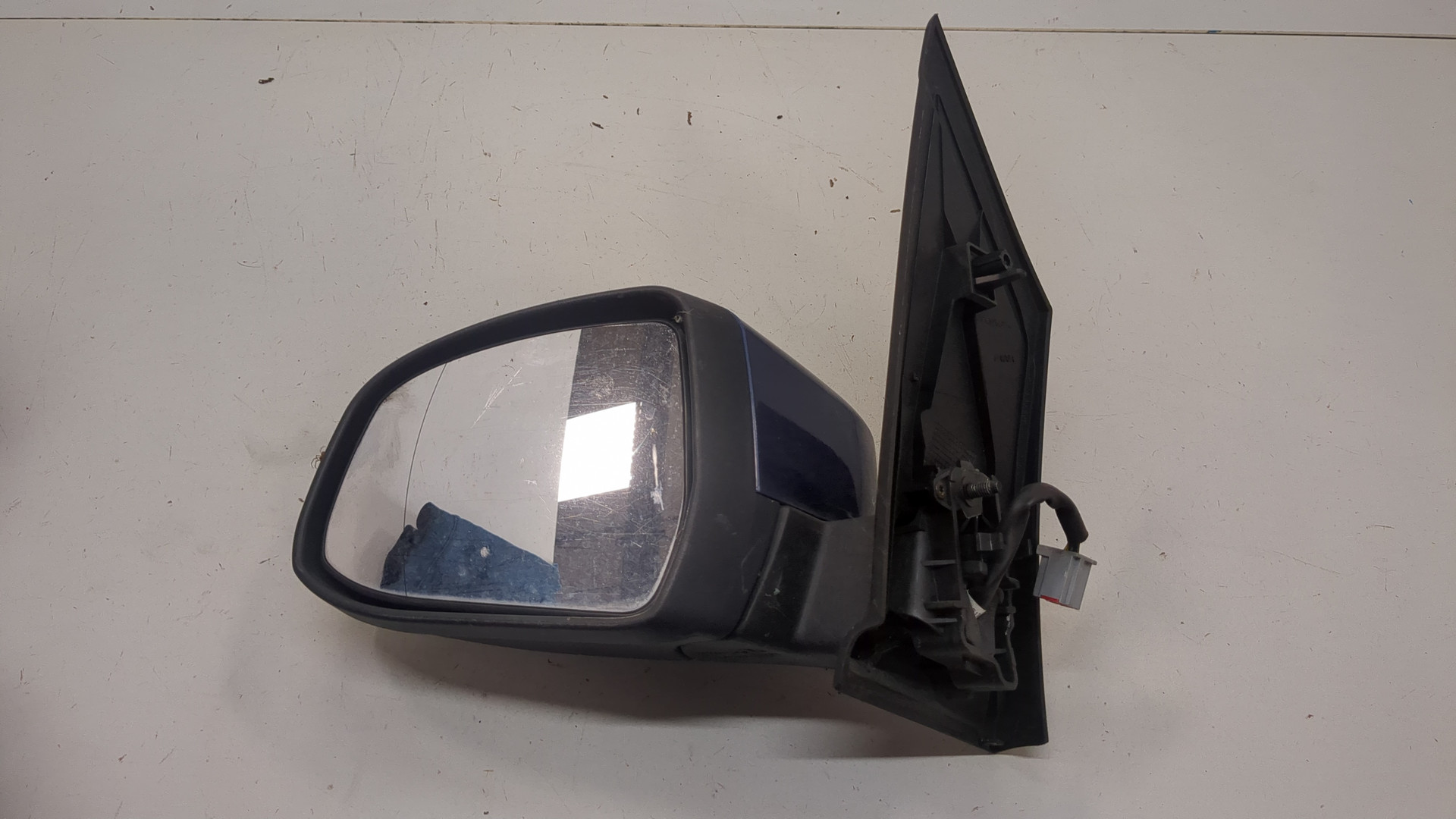 Зеркало правое электрическое