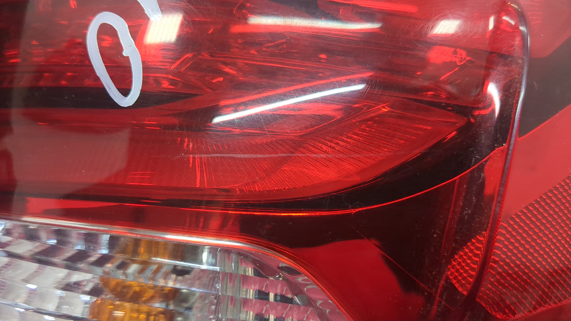 Фонарь задний правый