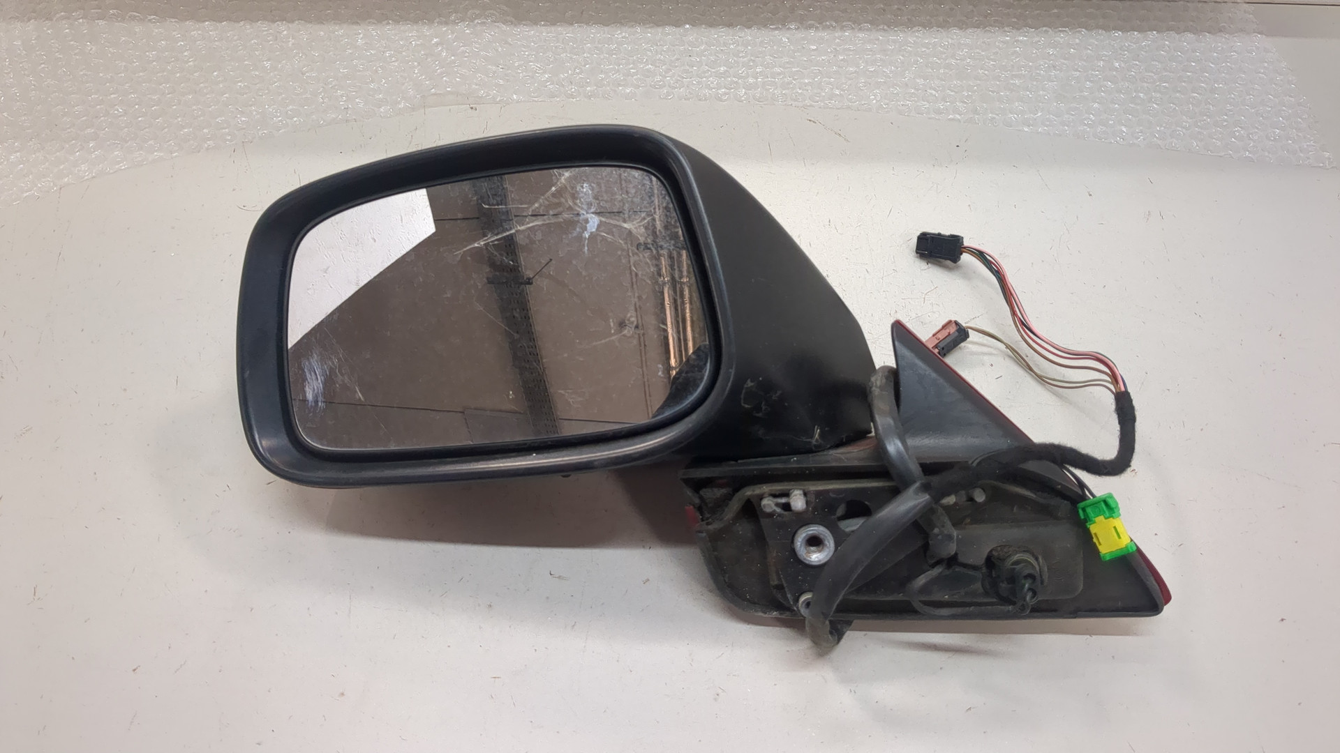 Зеркало левое электрическое