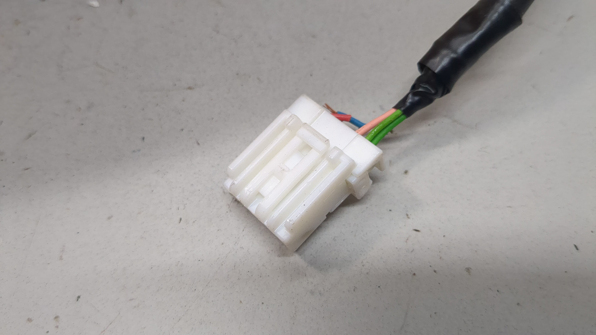 Фонарь задний правый