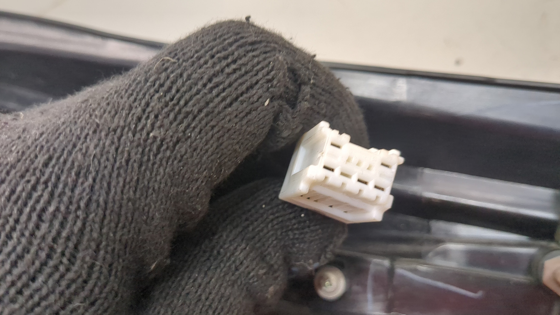 Фонарь задний левый