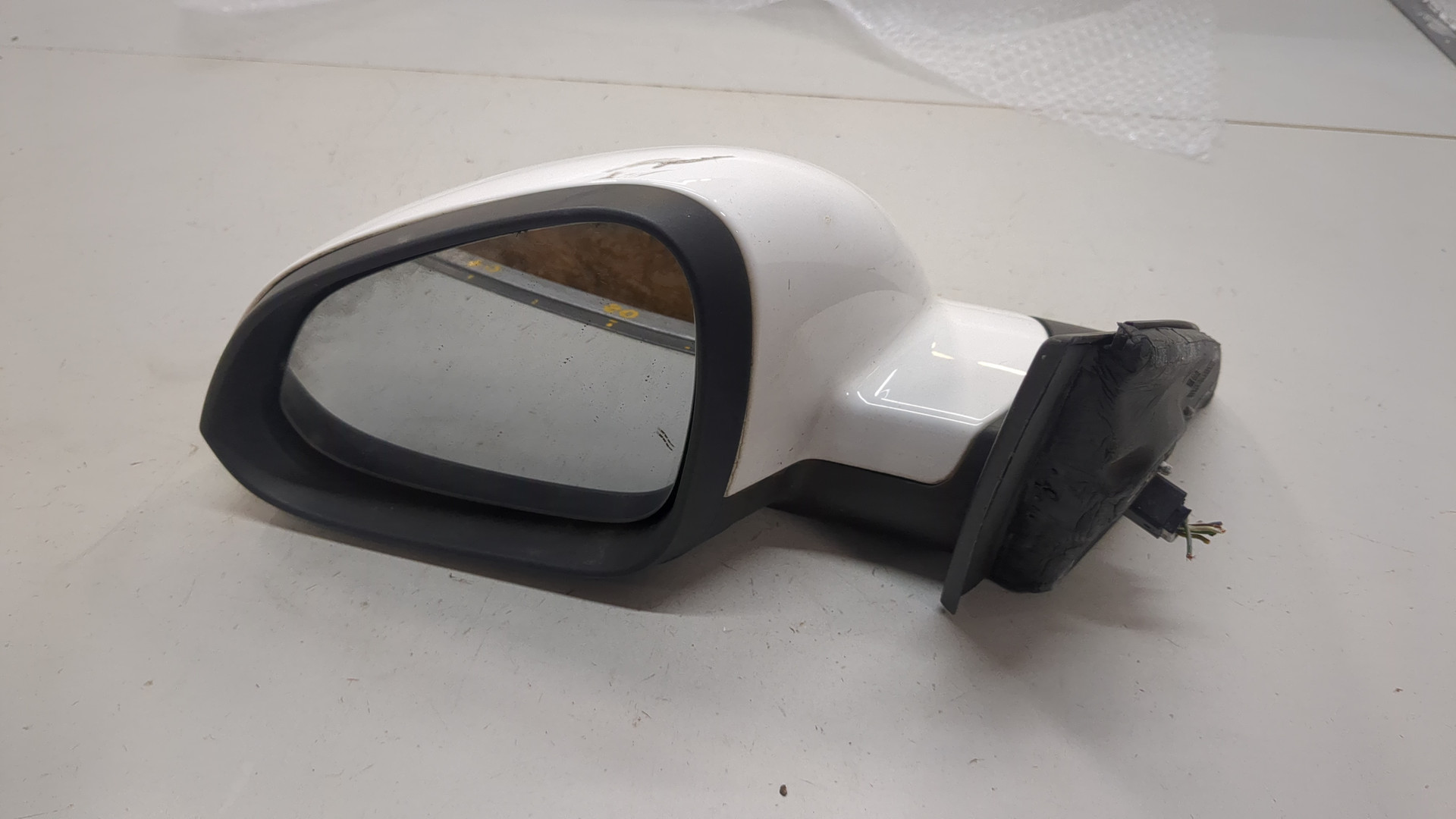 Зеркало левое электрическое