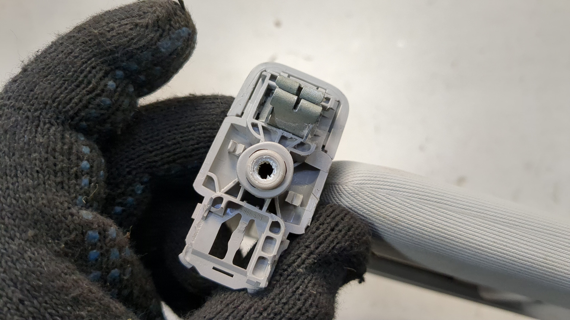 Козырек солнцезащитный