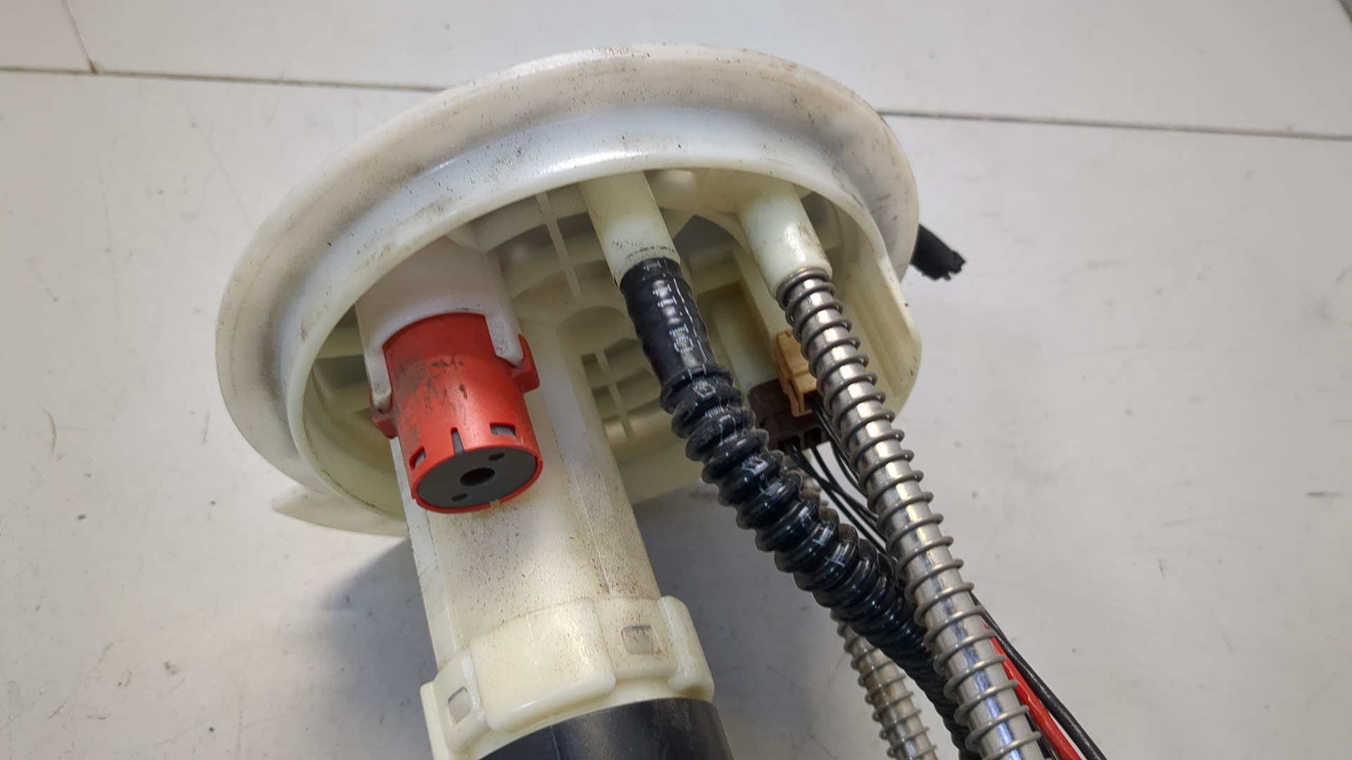 Насос топливный электрический