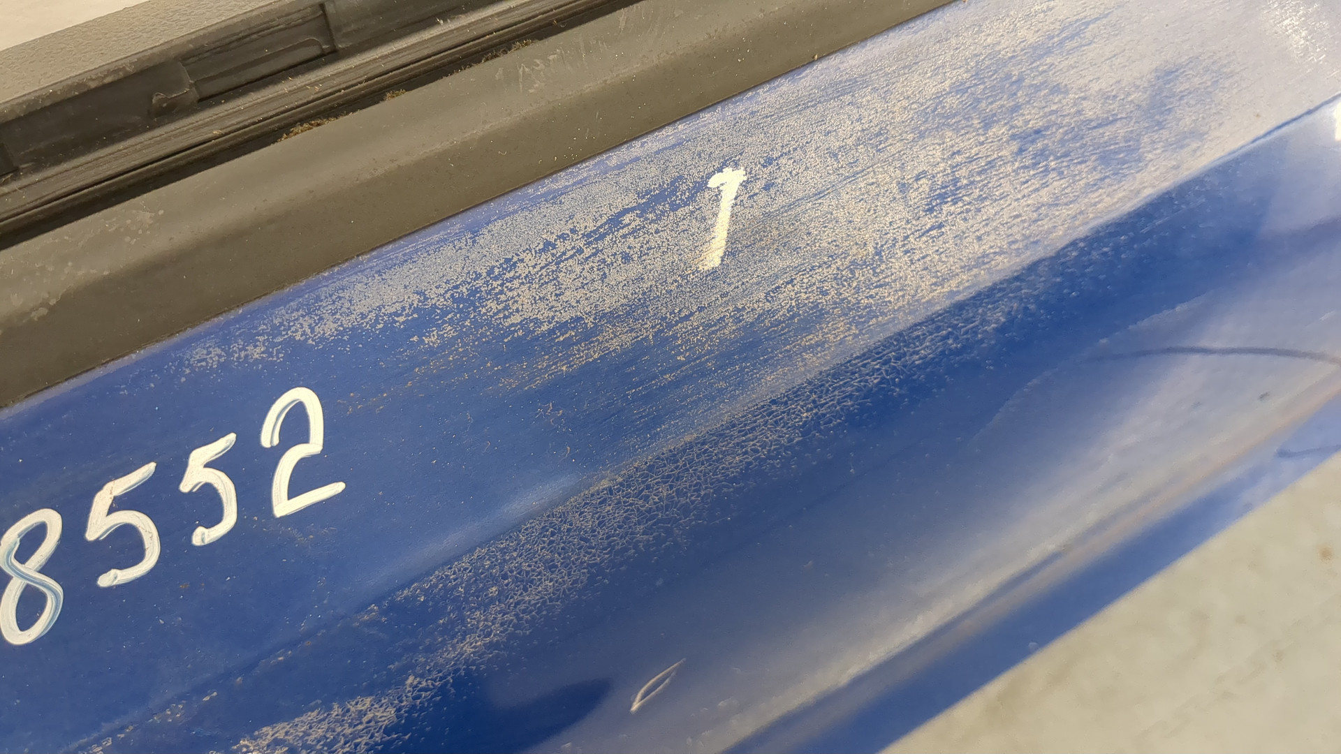 Дверь передняя левая