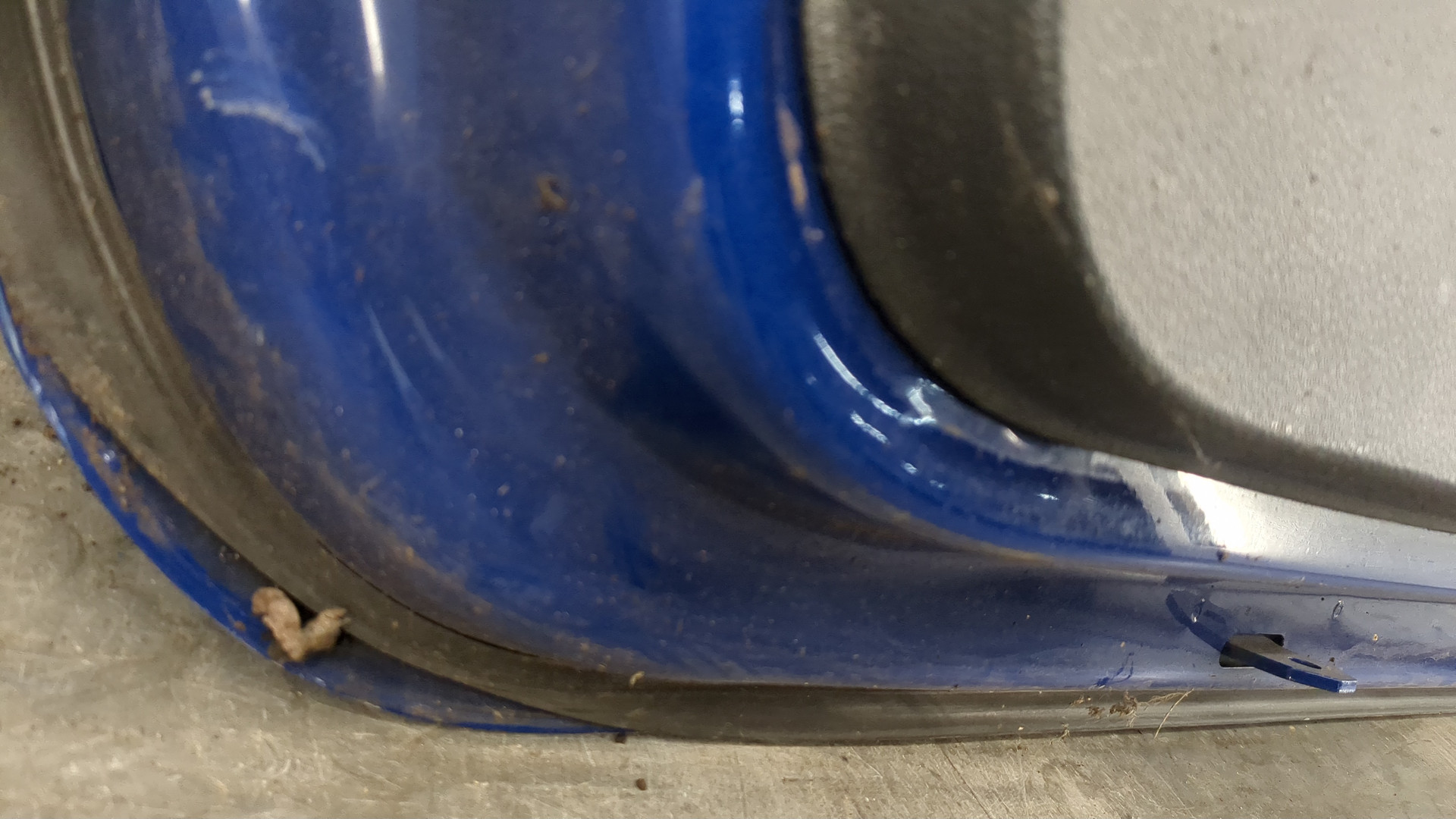 Дверь передняя левая