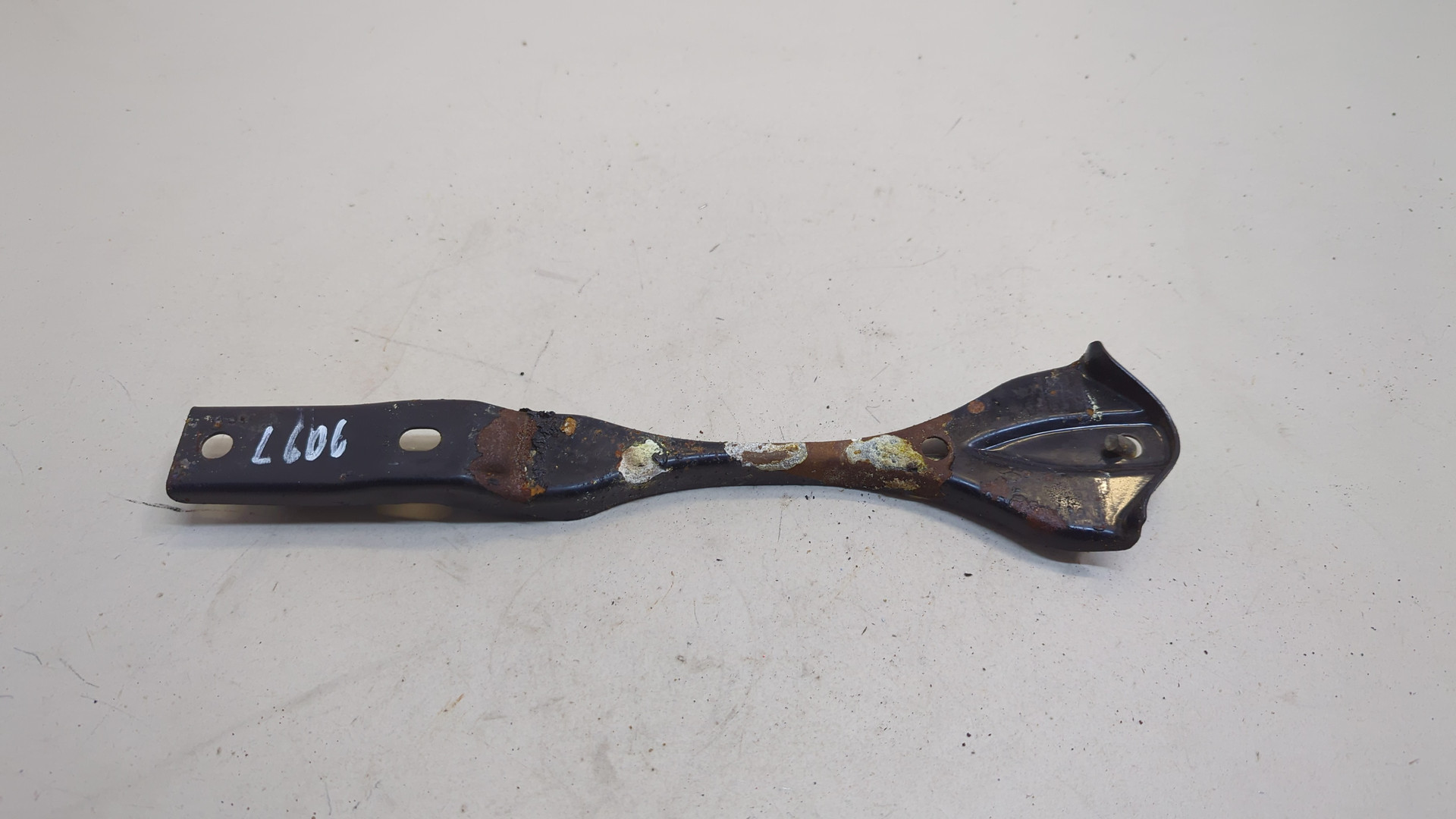 Кронштейн (сопут. товар)