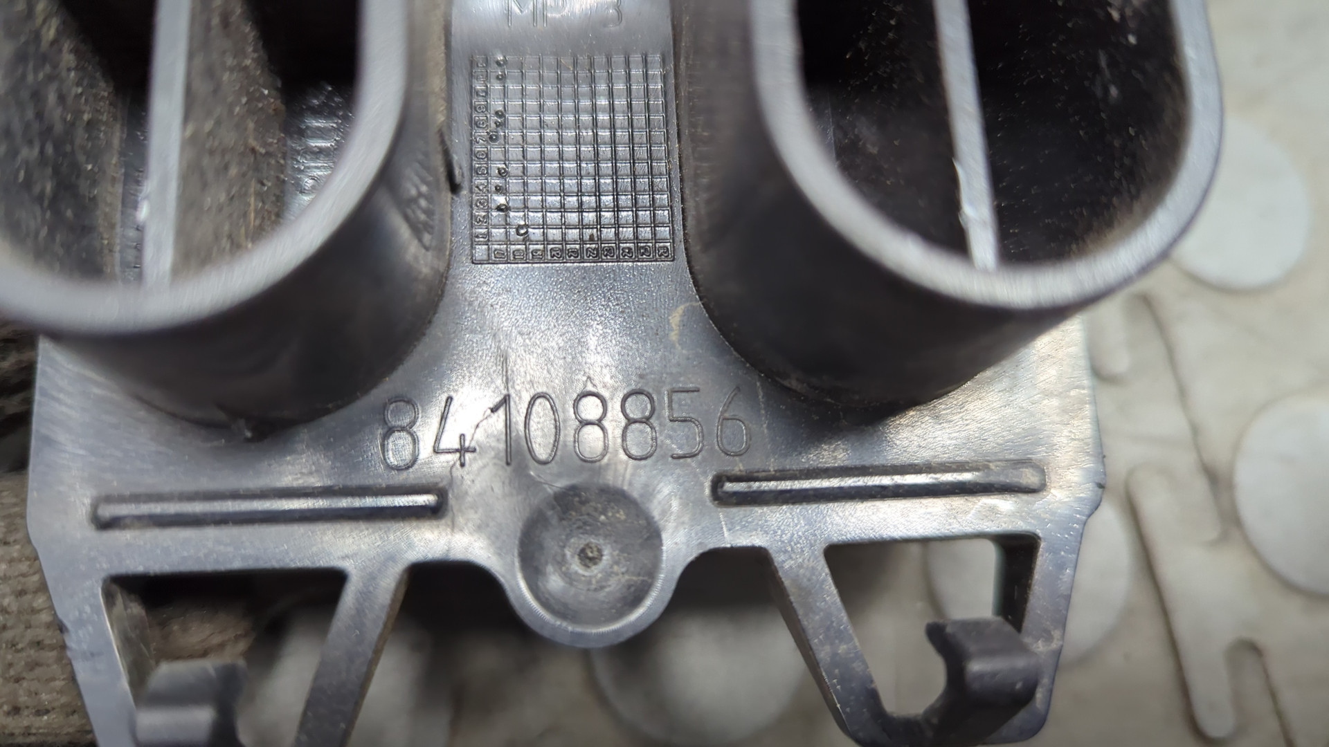 Кронштейн усилителя переднего бампера