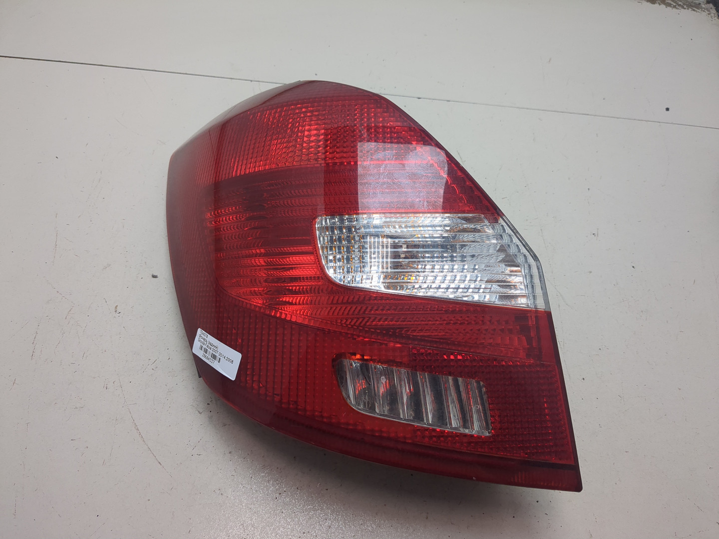 Фонарь задний левый