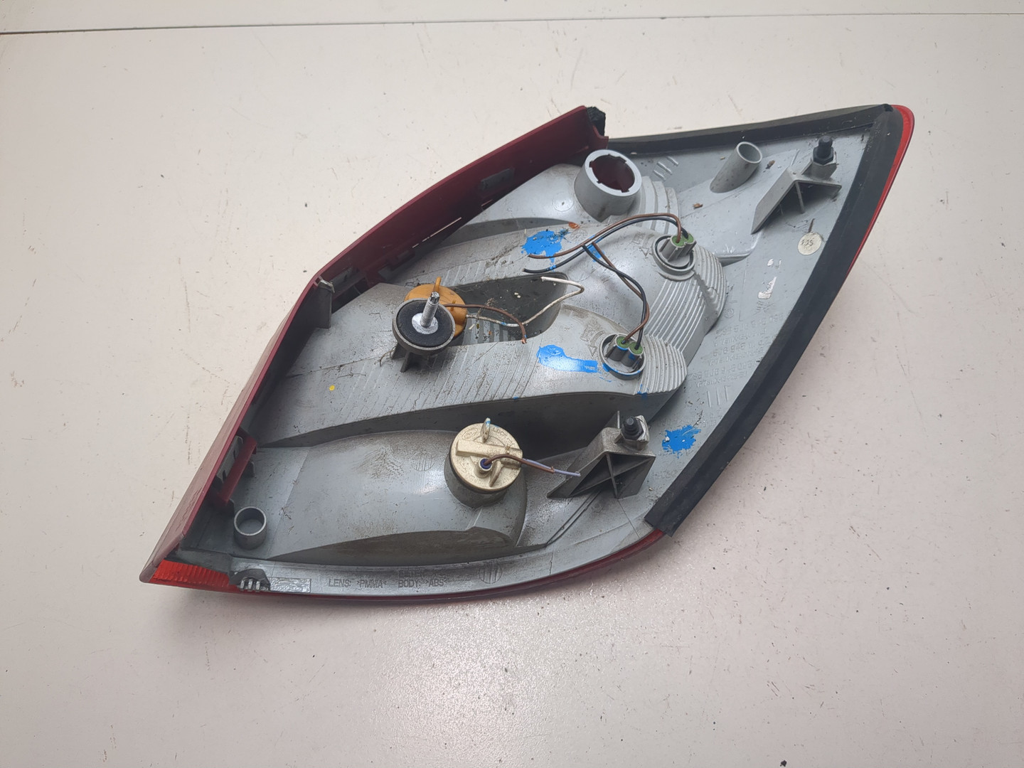 Фонарь задний левый