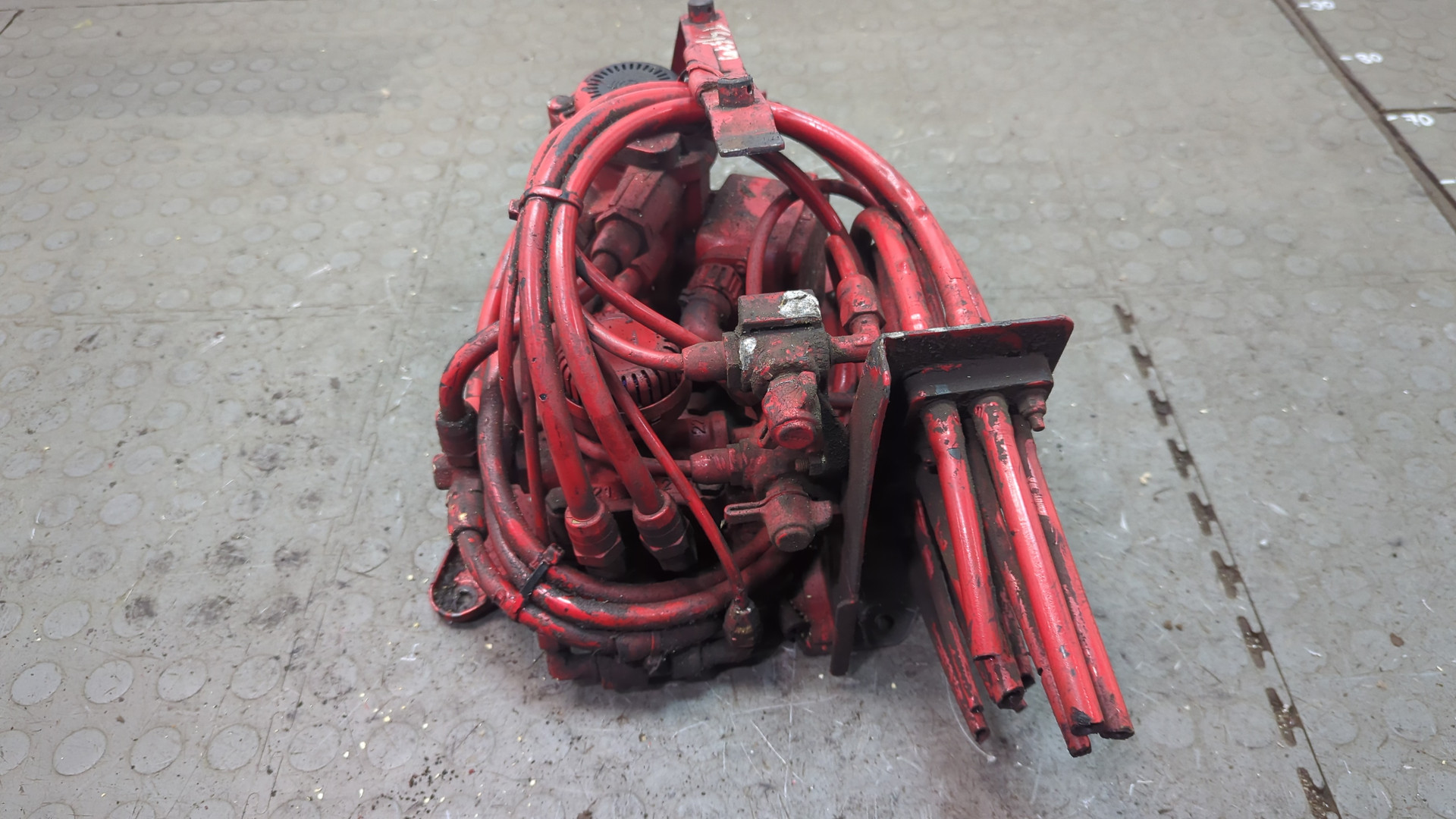 Кран управления тормозами прицепа