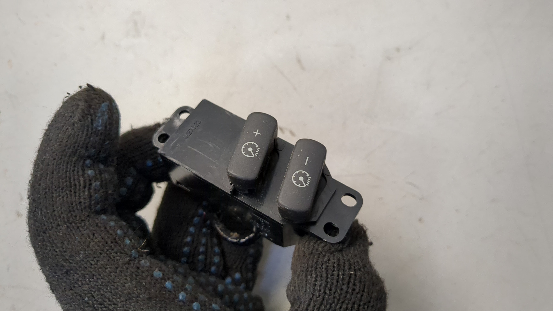 Кнопка круиз контроля