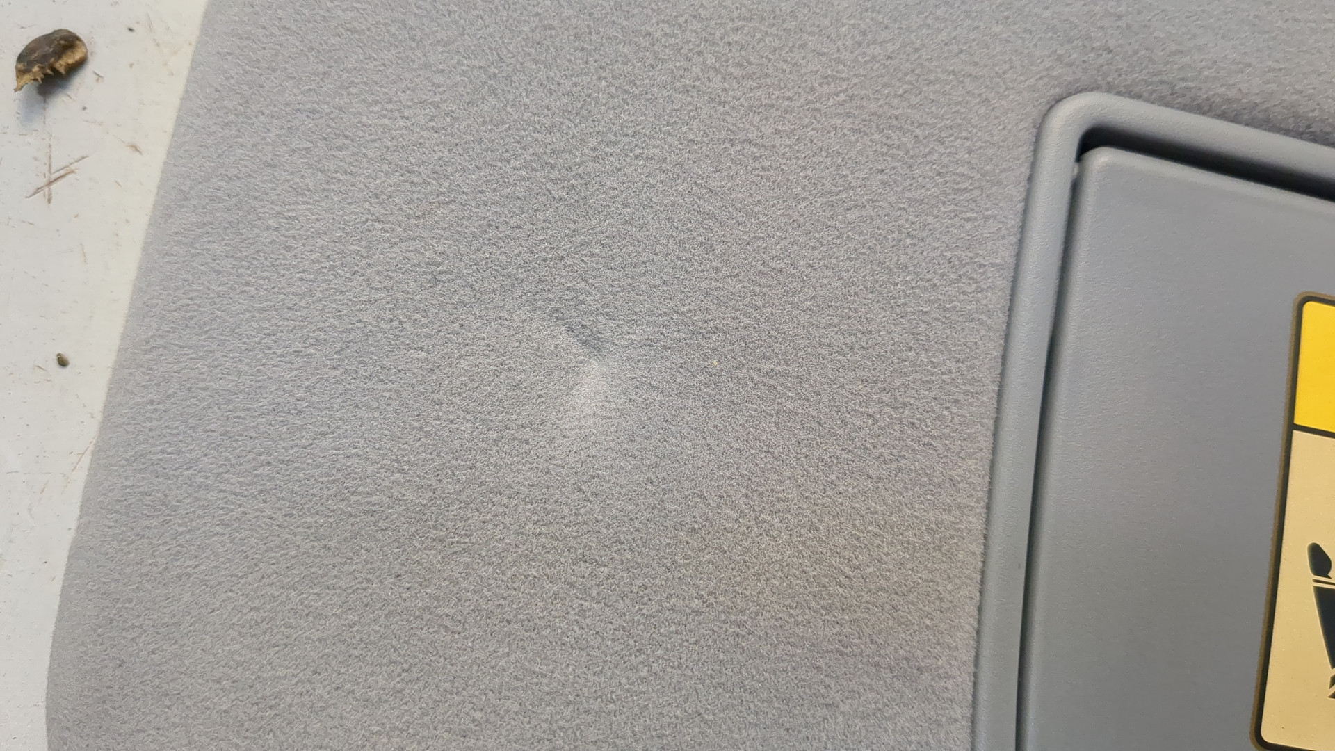 Козырек солнцезащитный