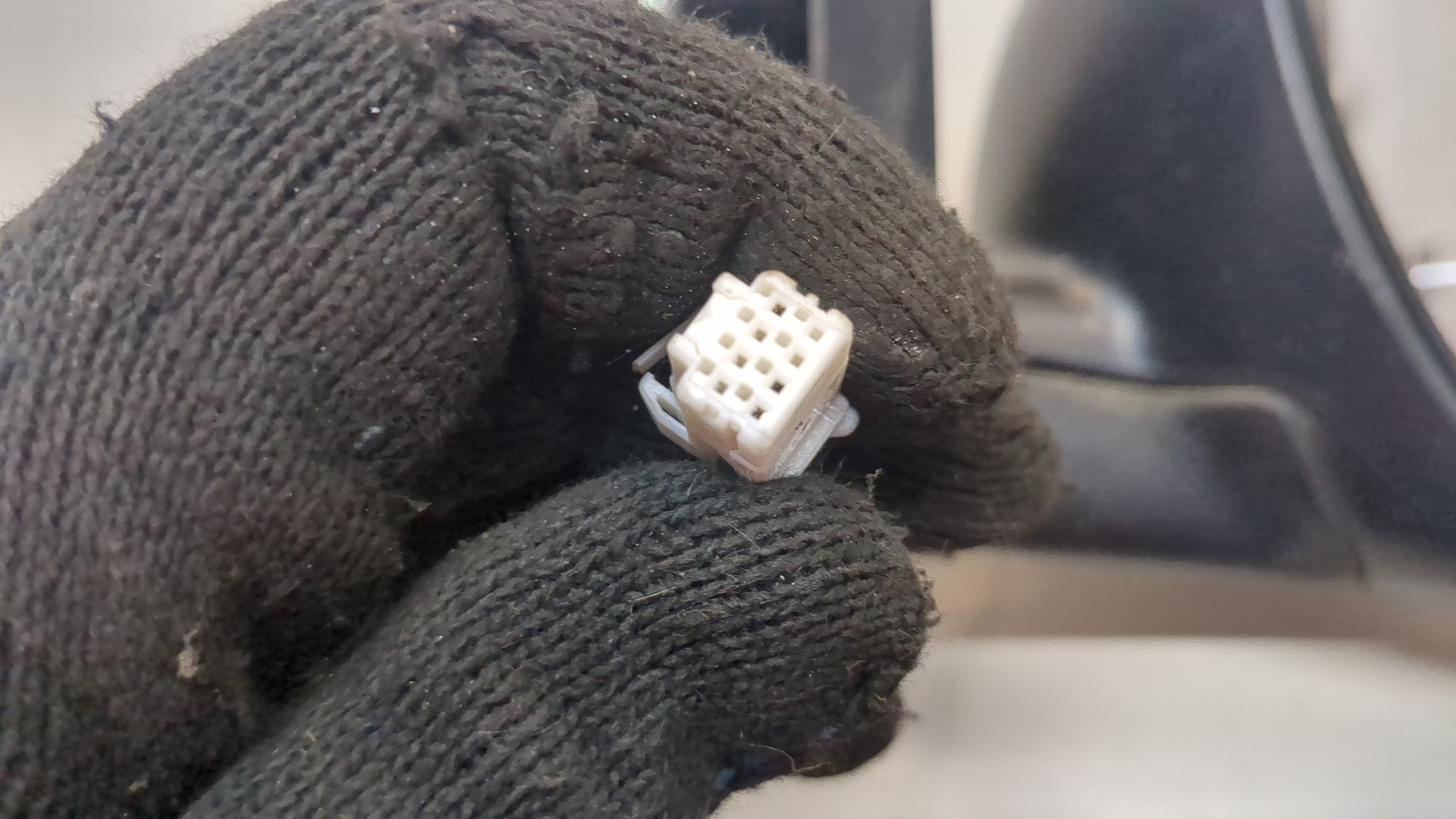 Зеркало правое электрическое