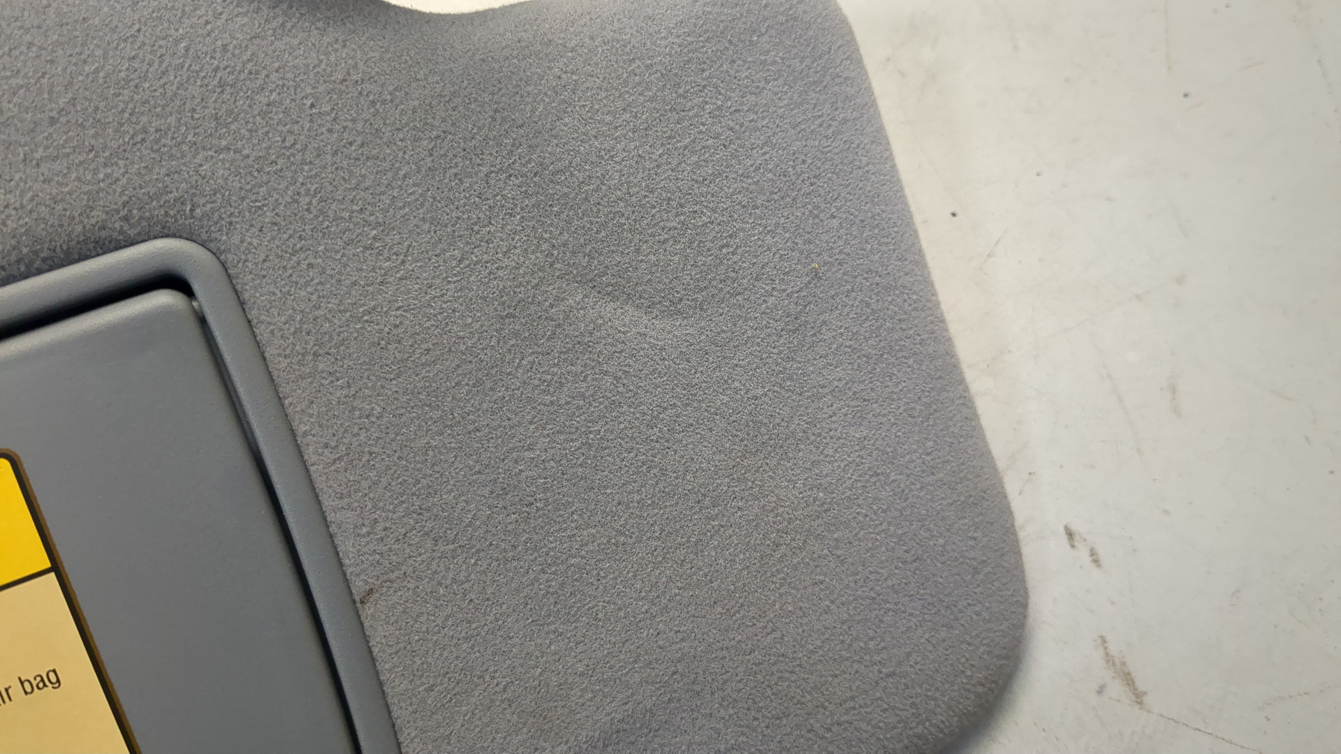 Козырек солнцезащитный