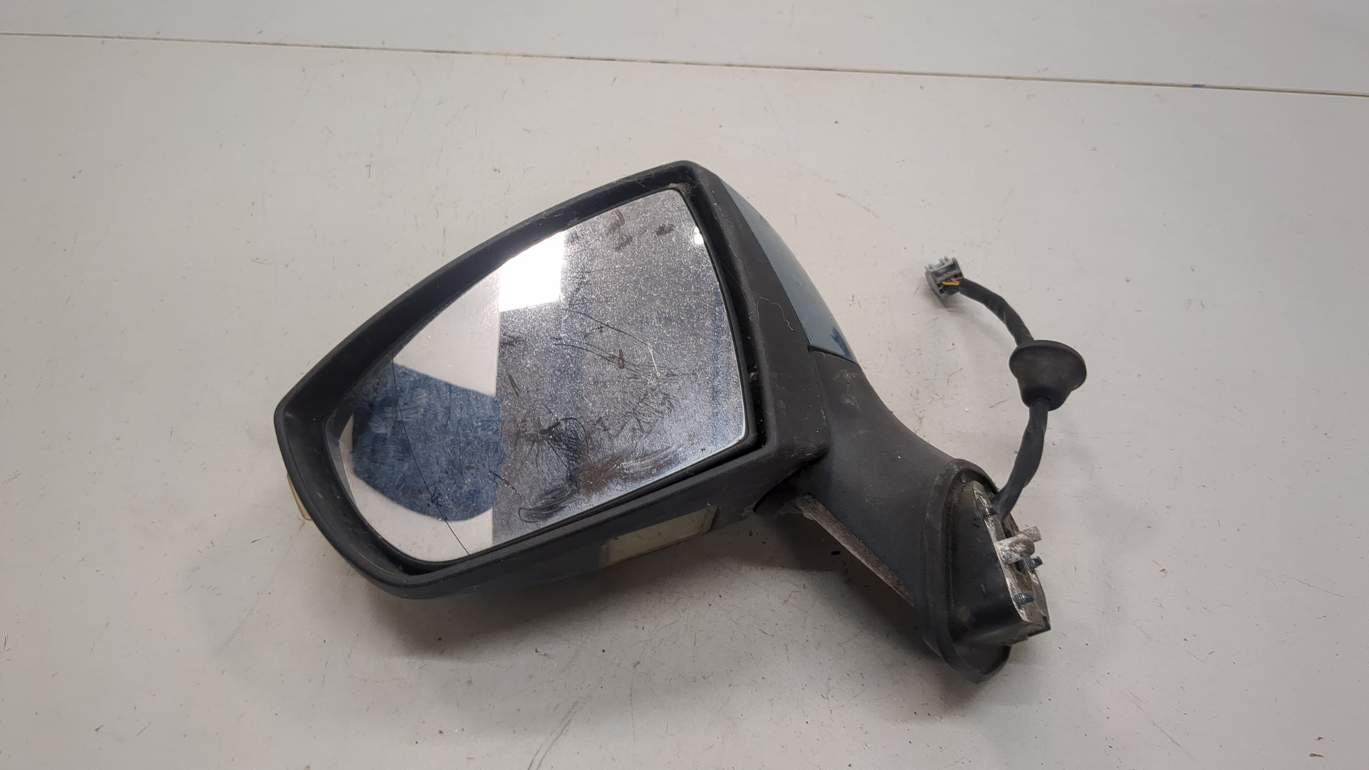 Зеркало левое электрическое