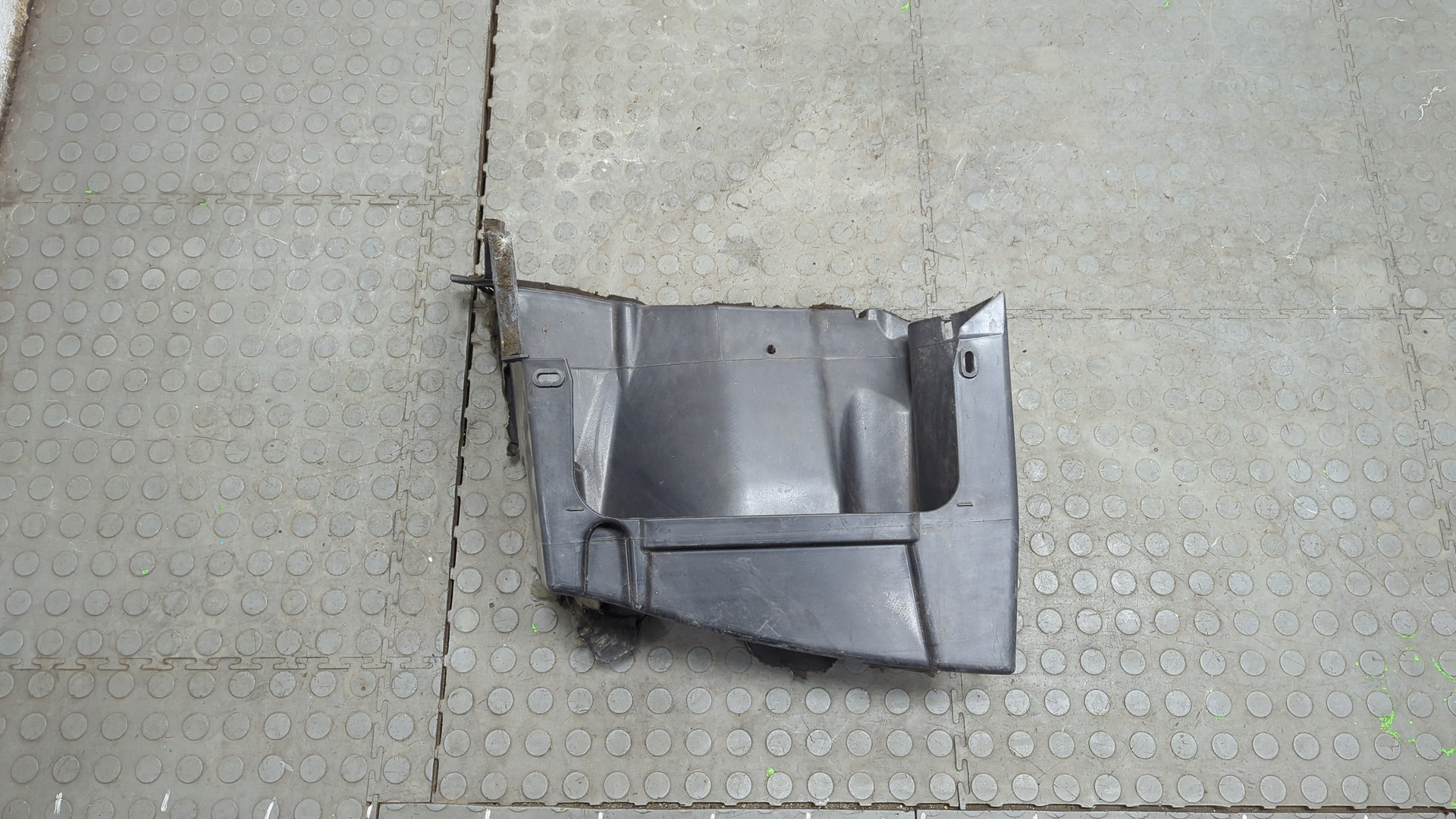 Корпус салонного фильтра