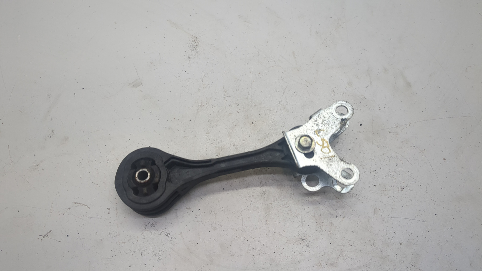 Опора двигателя