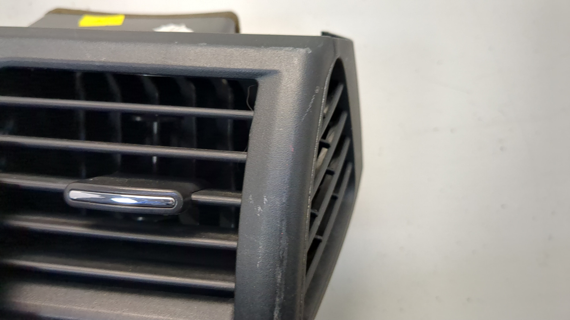 Дефлектор воздушный