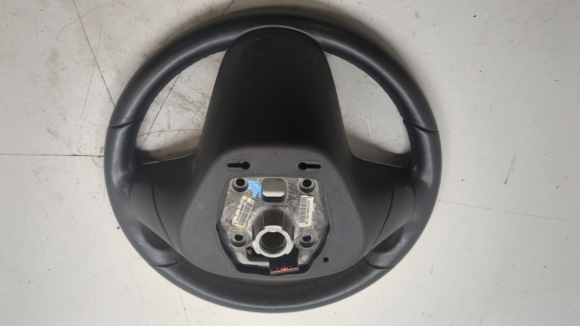 Рулевое колесо (руль)