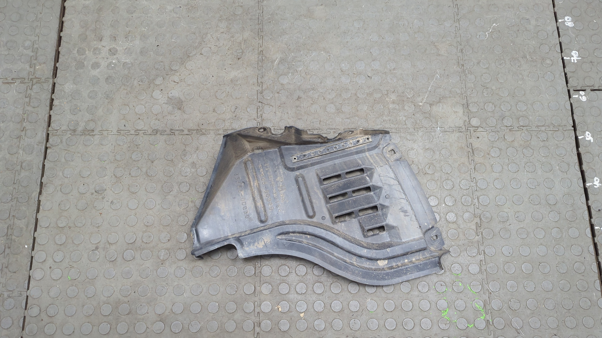 Локер передний правый