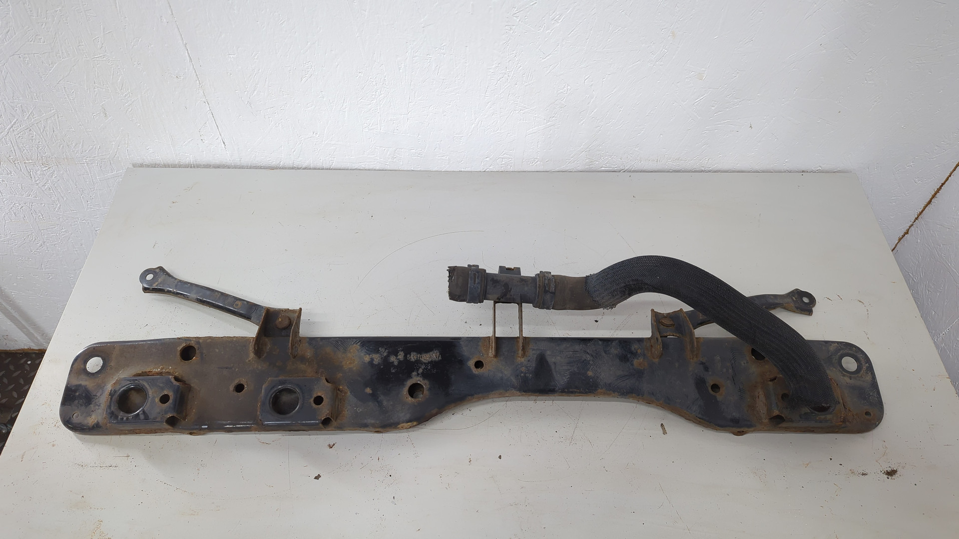 Балка подрадиаторная