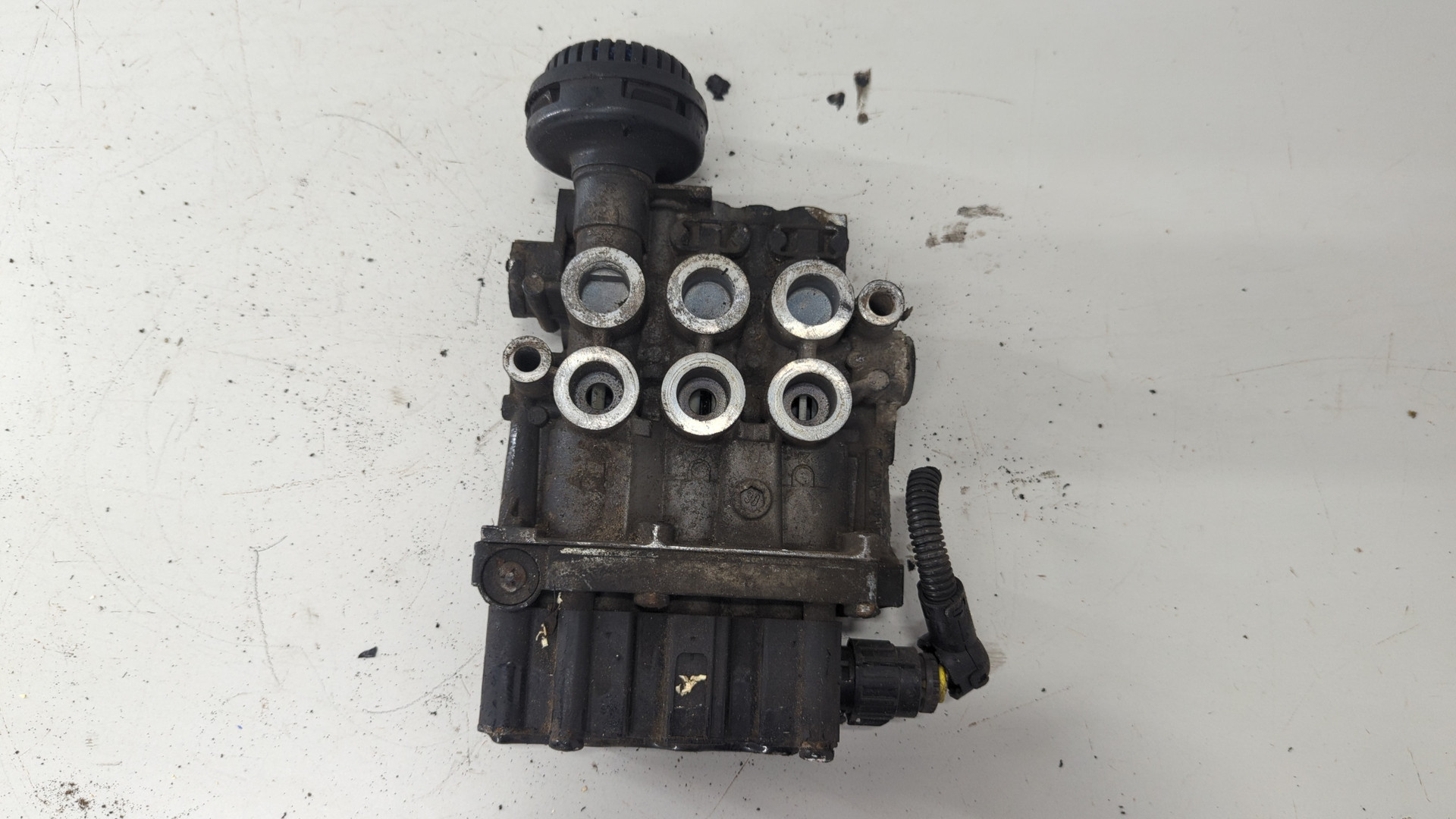 Кран уровня пола