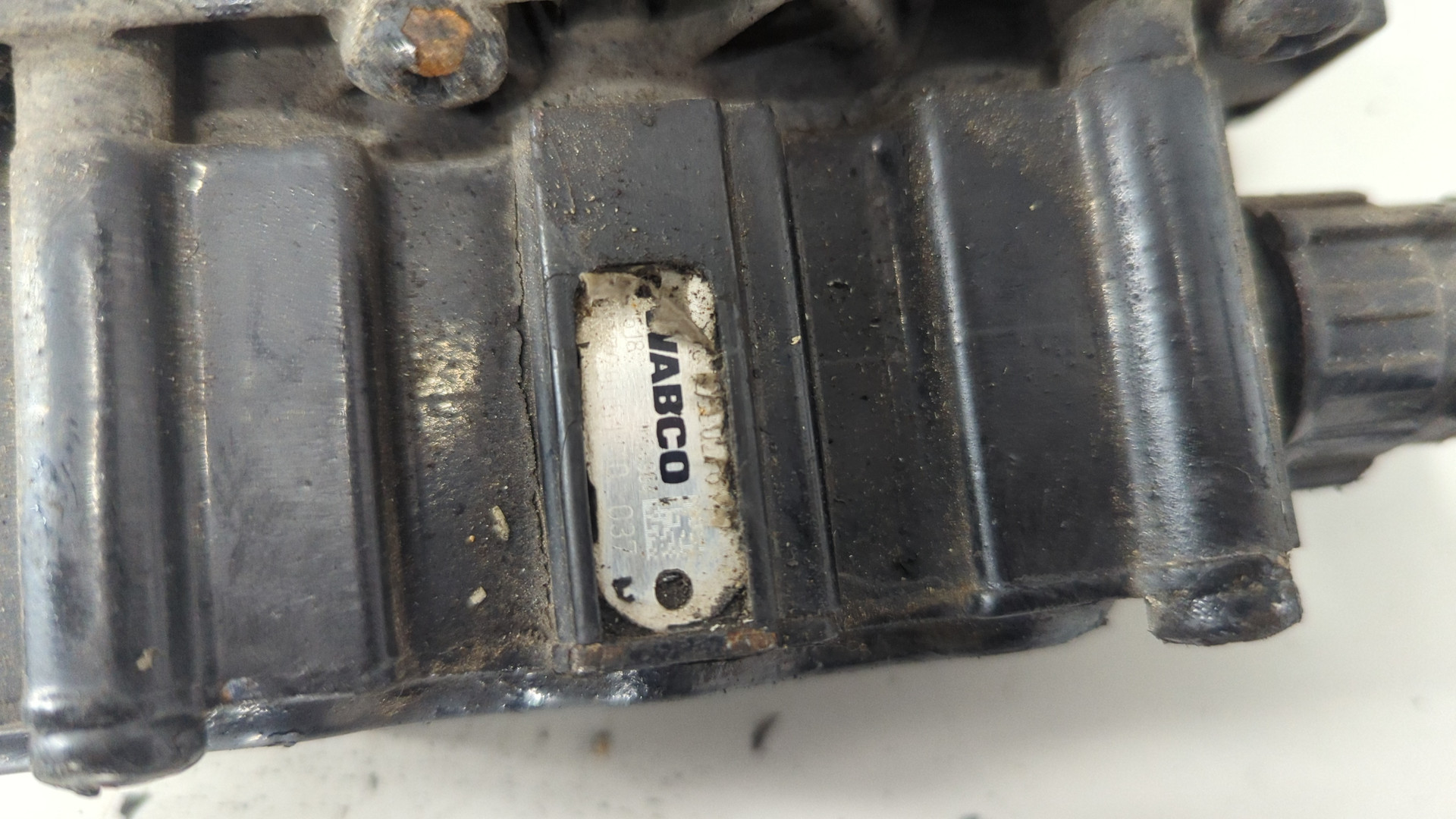 Кран уровня пола