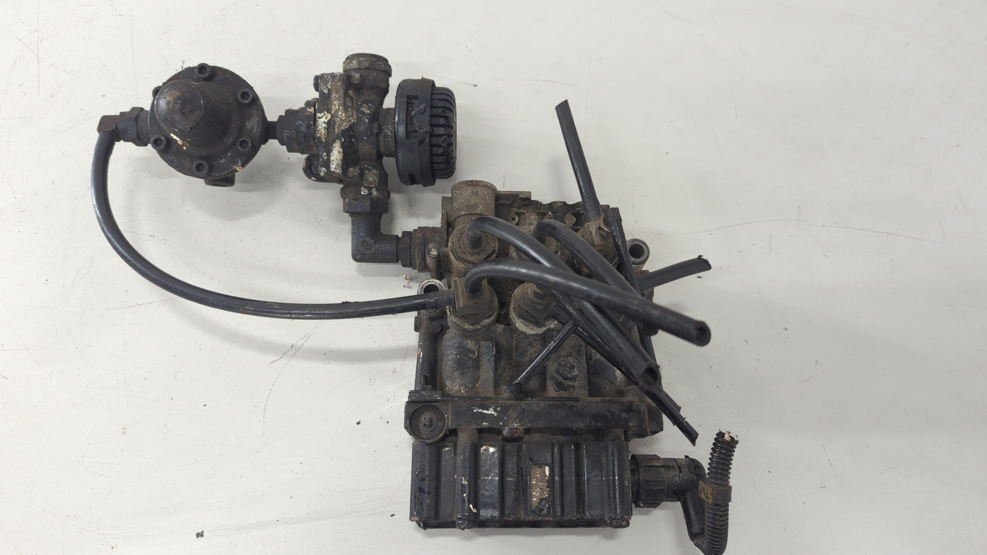 Кран уровня пола