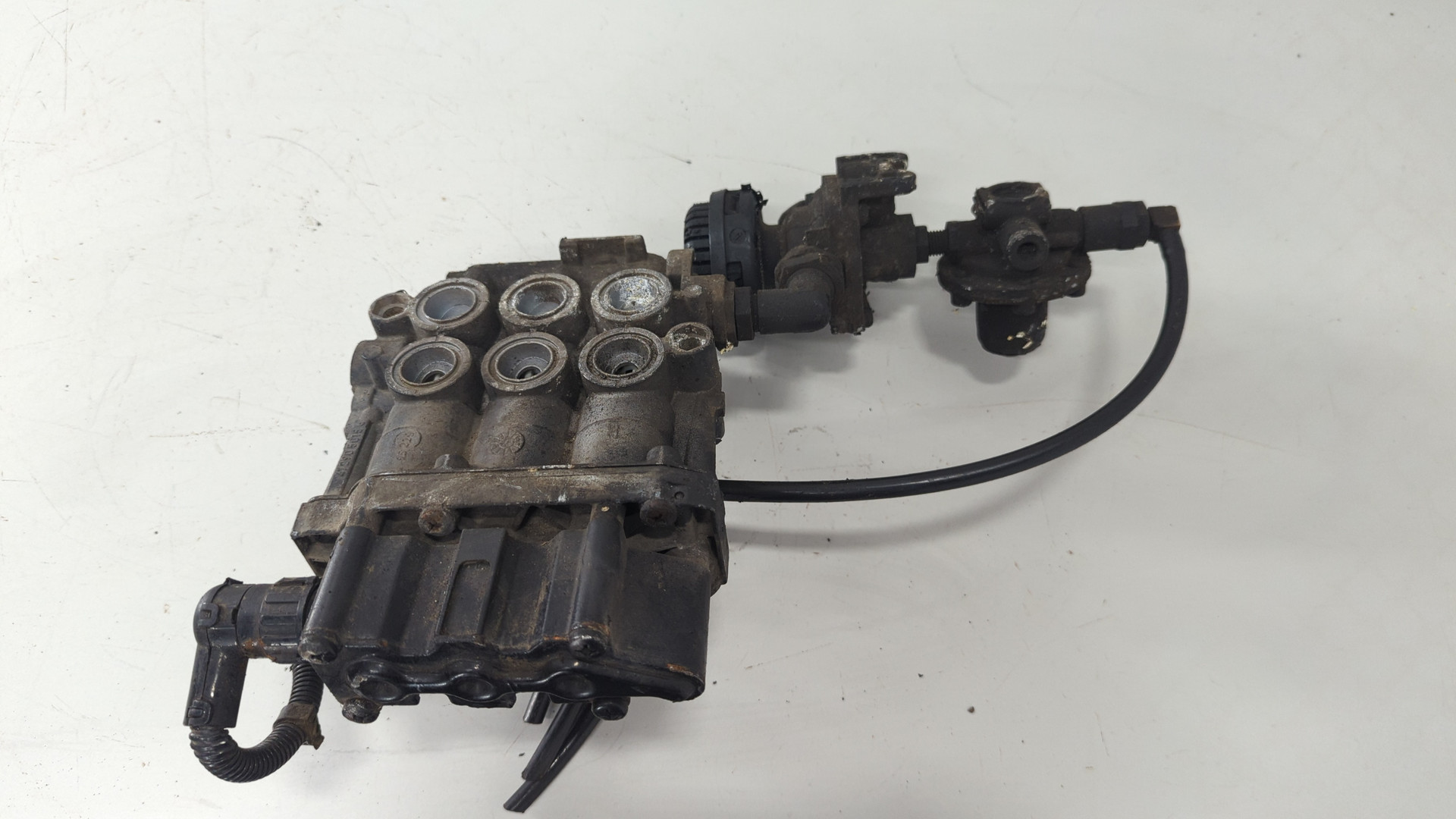 Кран уровня пола