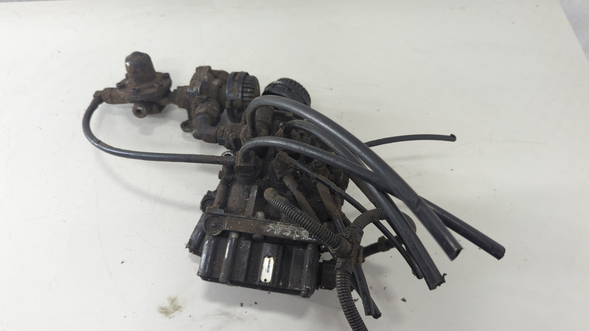 Кран уровня пола