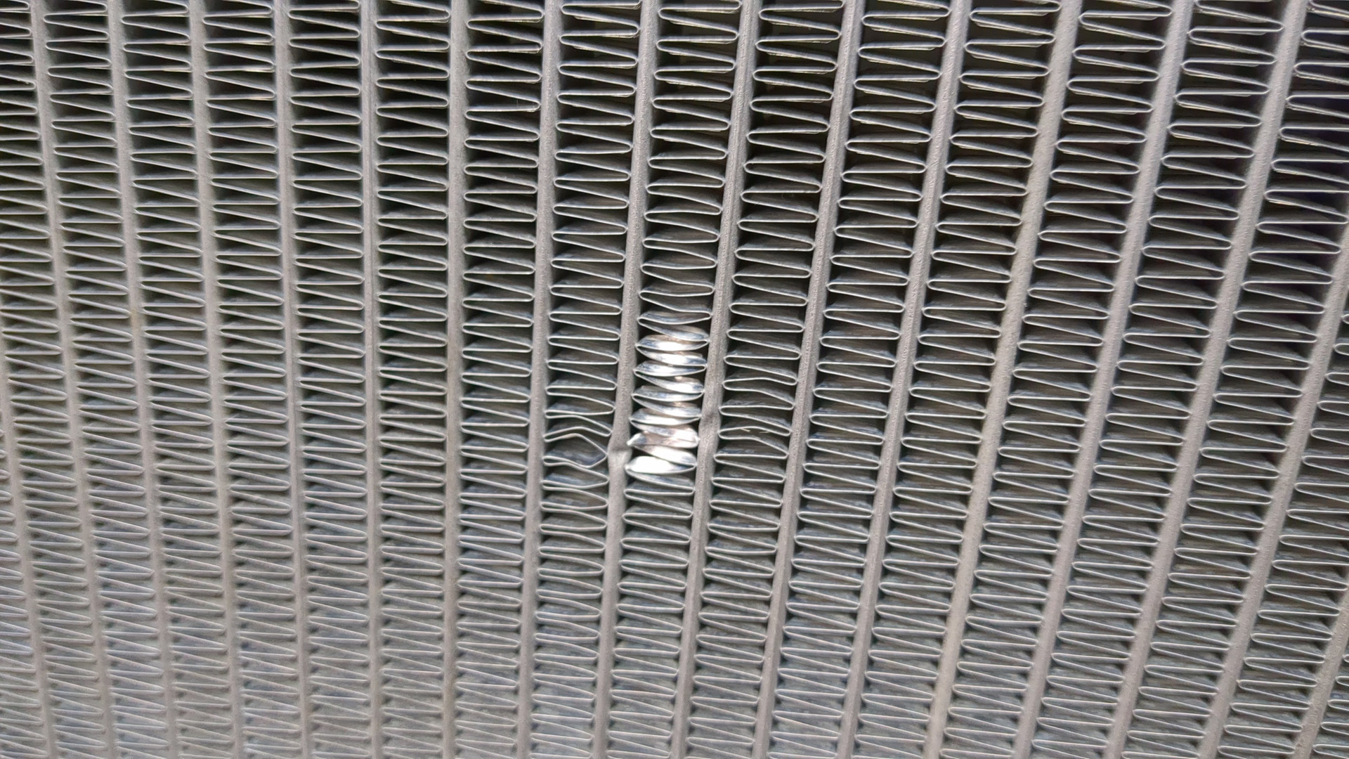 Радиатор охлаждения двигателя основной