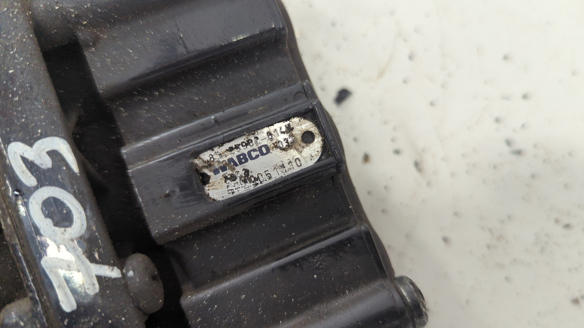 Кран уровня пола