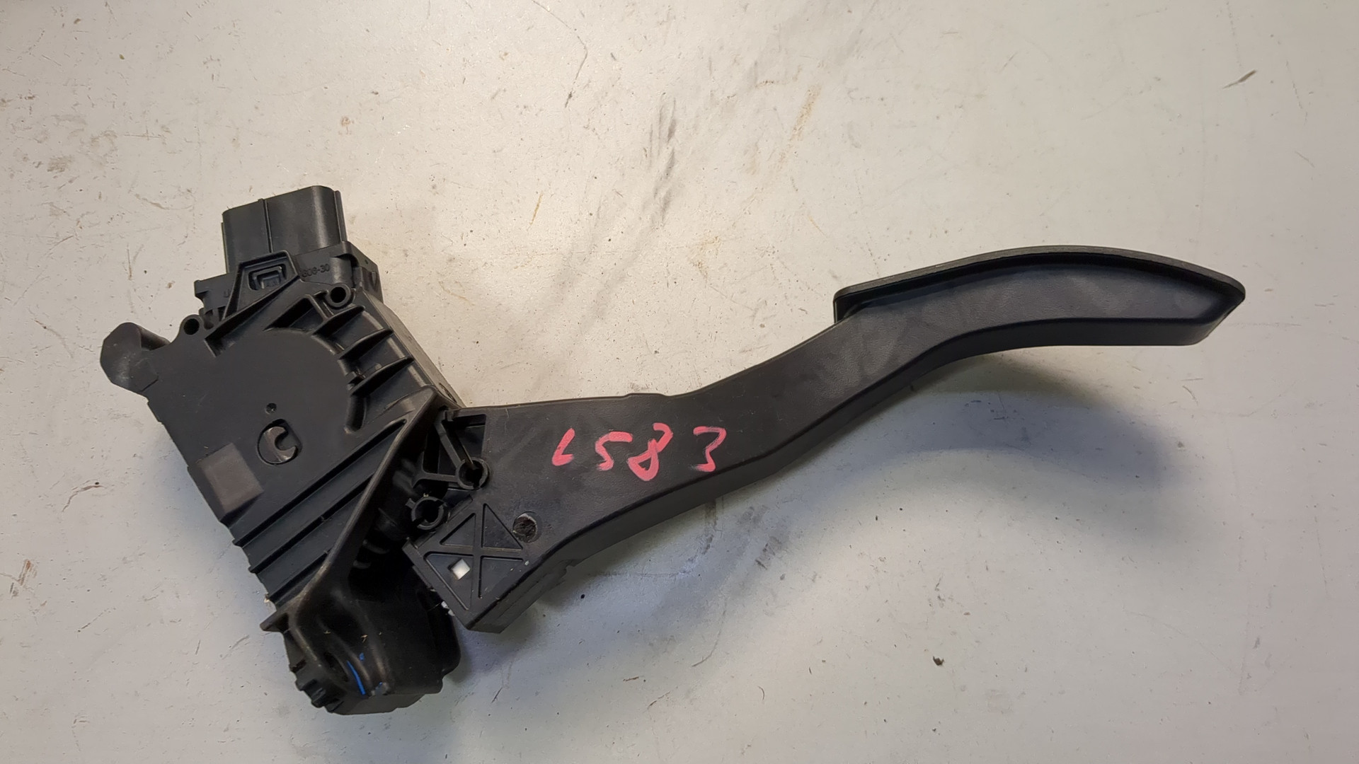 Педаль газа